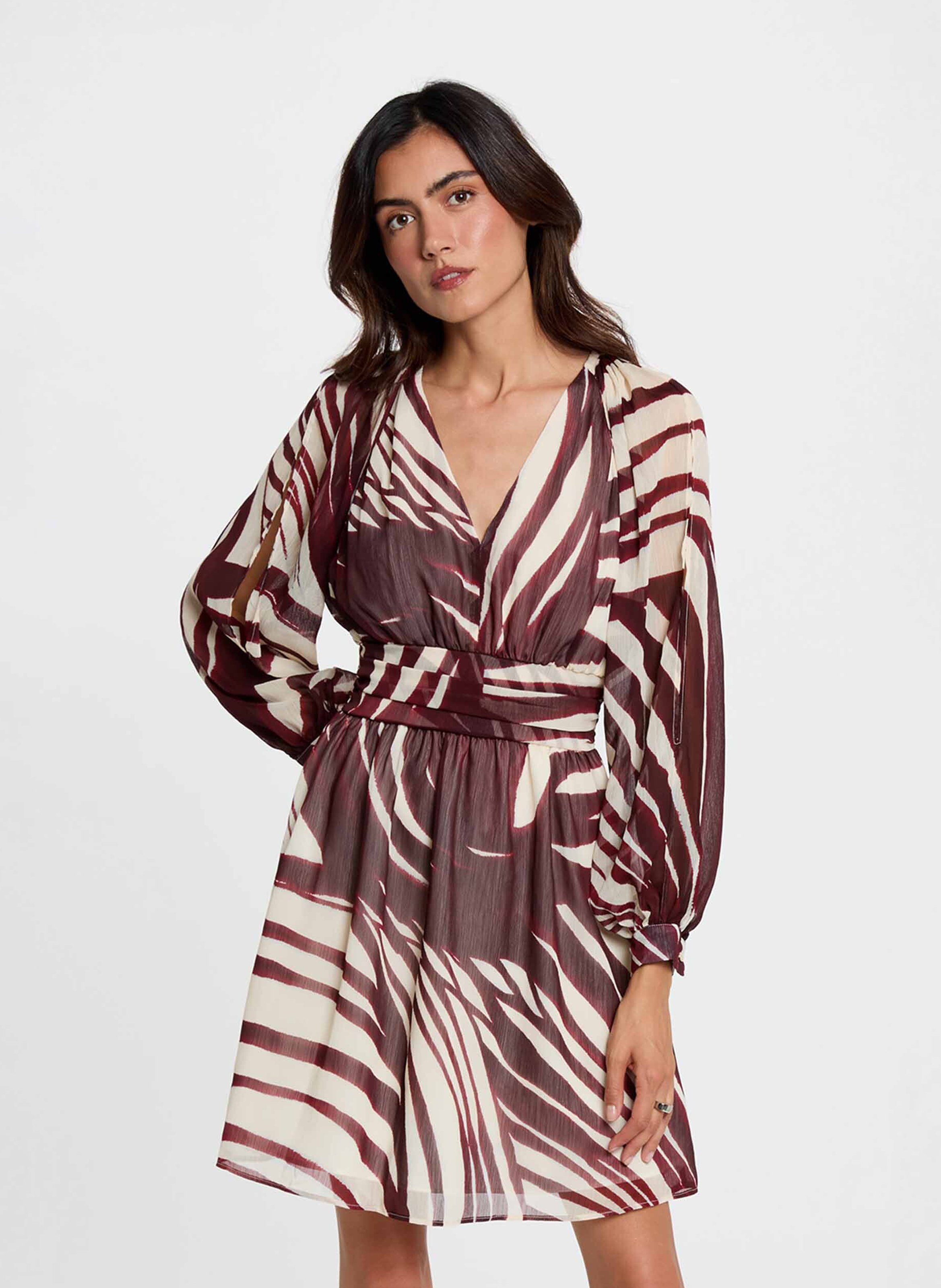 Robe courte cintrée col V MORGAN Multicolore