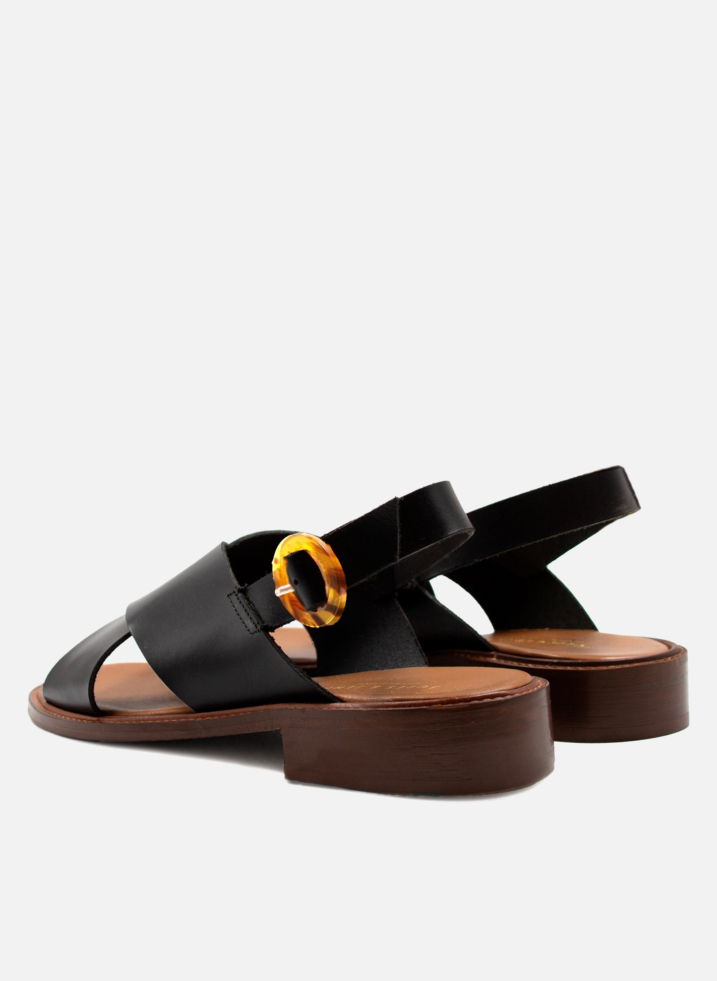 Flat sandals with tortoiseshell buckle in smooth leather JULES & JENN Black