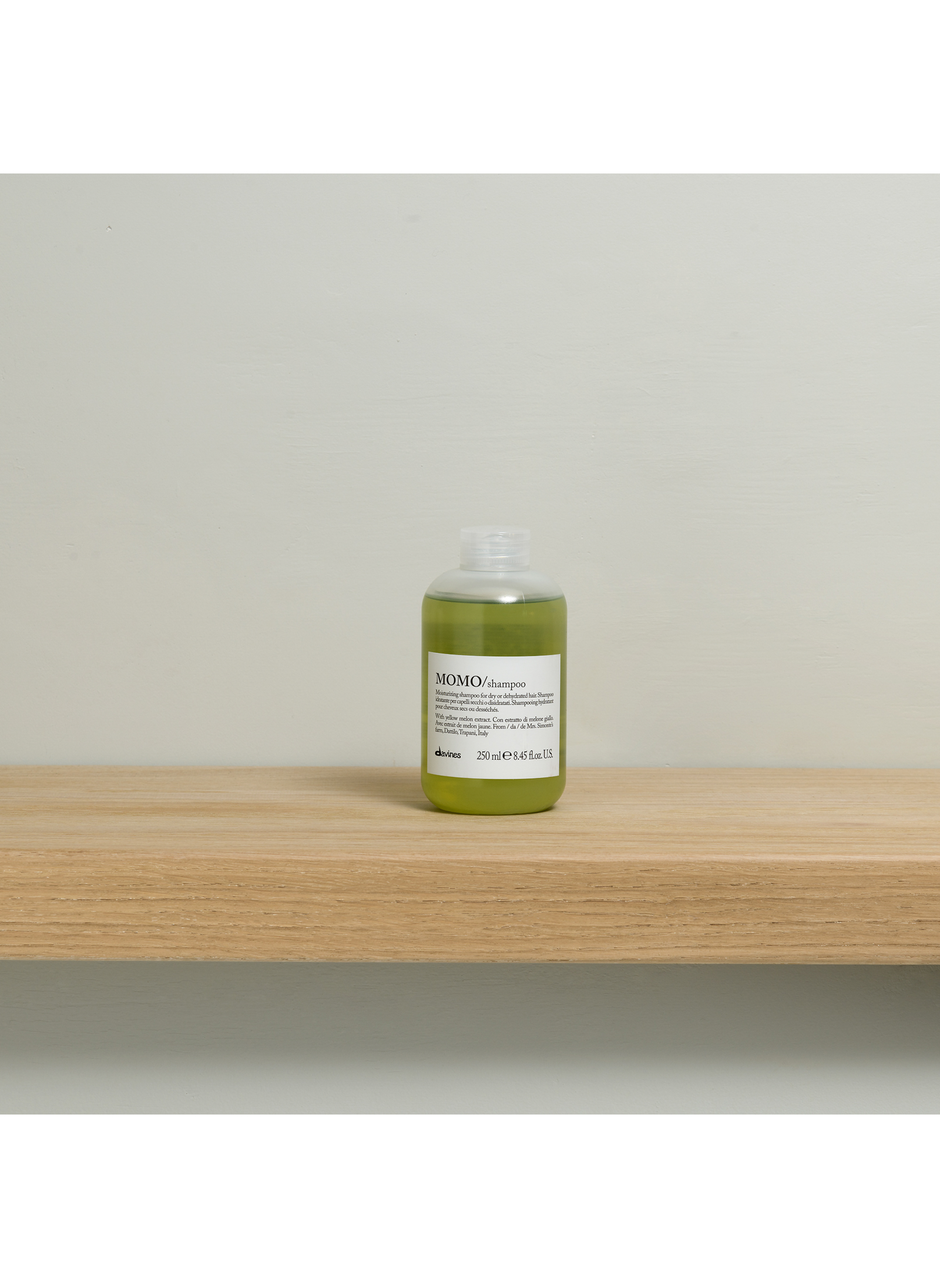 MOMO Hydrating Shampoo DAVINES No color