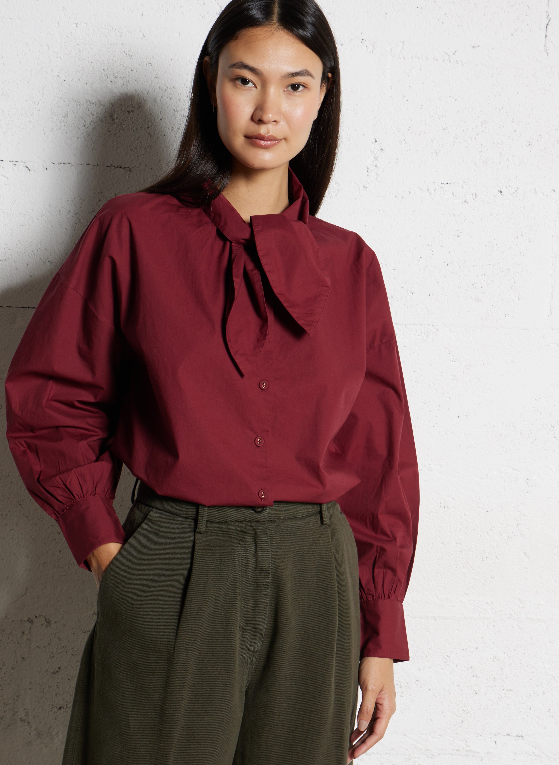 Cotton blouse with lavallière collar BELLEPIECE Purple