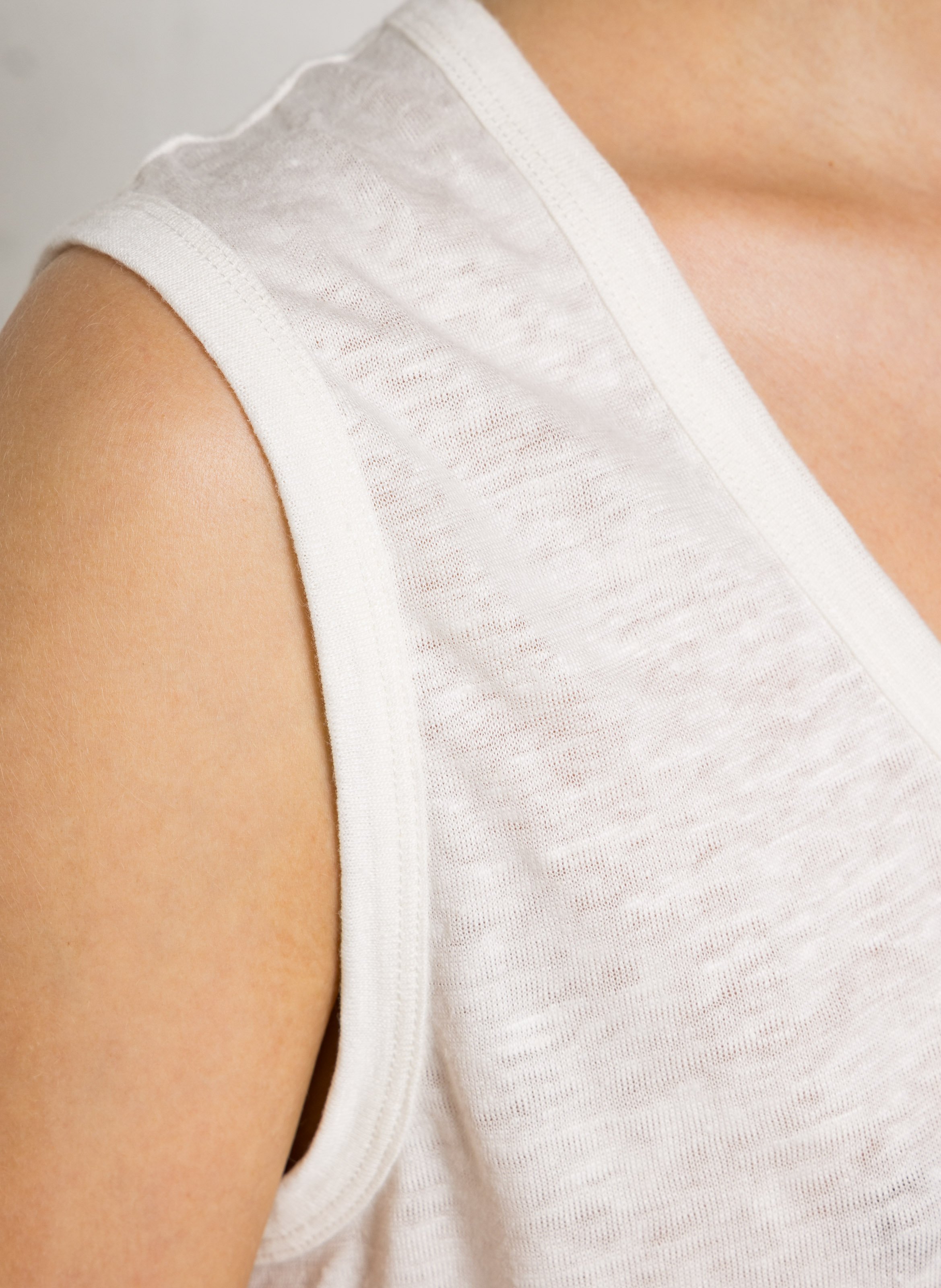 Débardeur droit col rond en lin  BERENICE Blanc