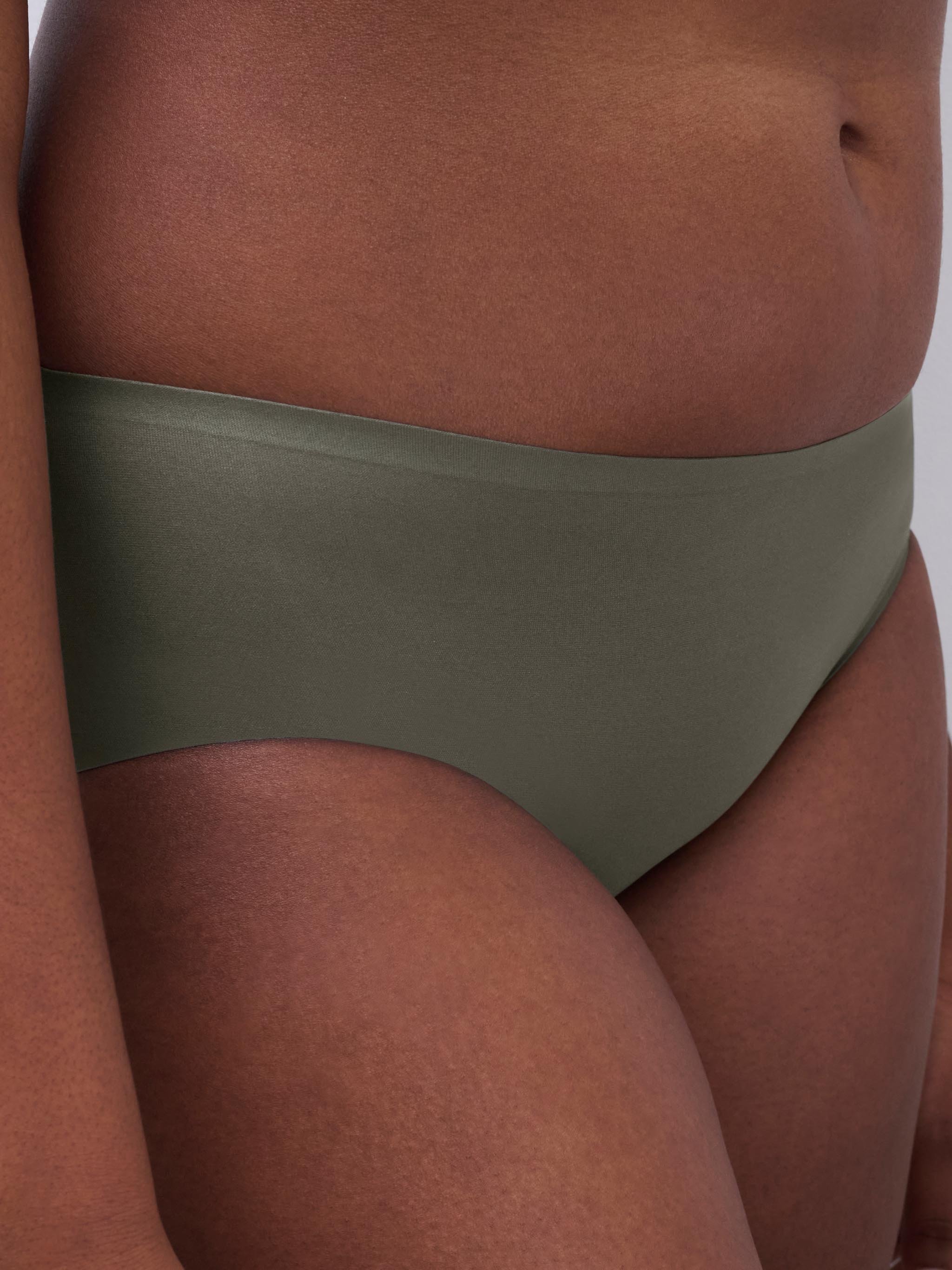 Shorty CHANTELLE Green