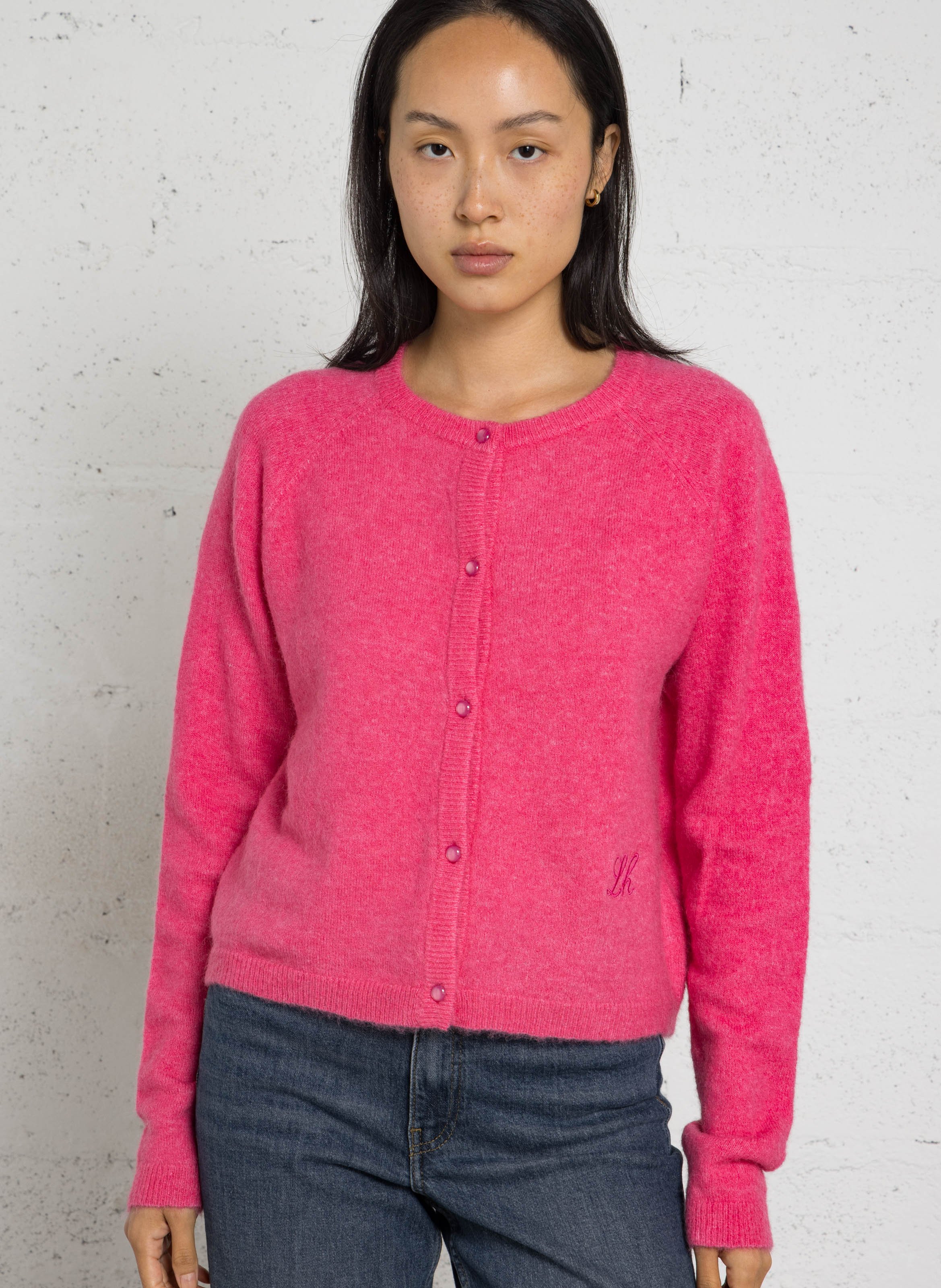 Gilet droit col rond court et boutonné LEON & HARPER