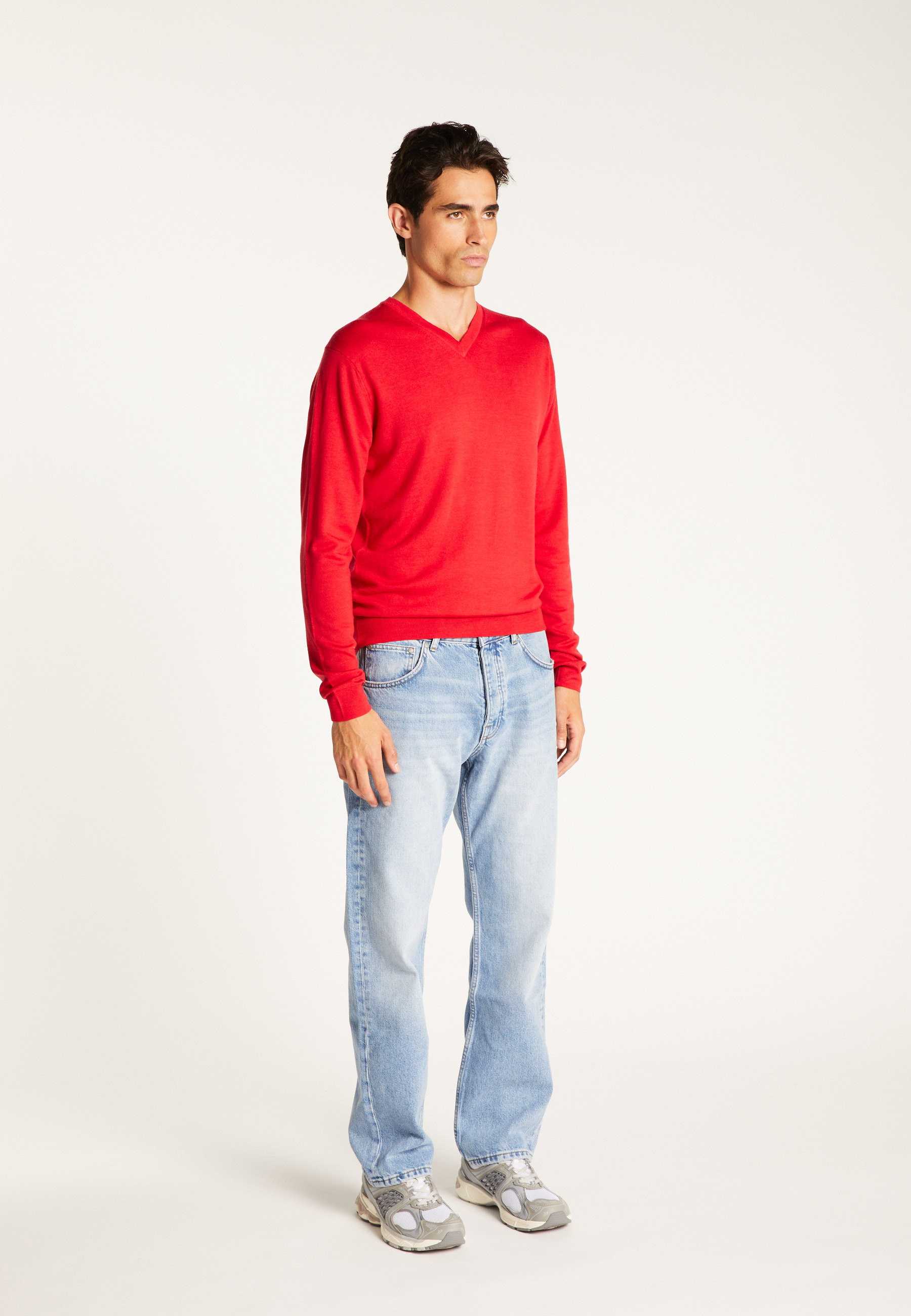 Bunelle wool V-neck sweater MAISON MONTAGUT Red