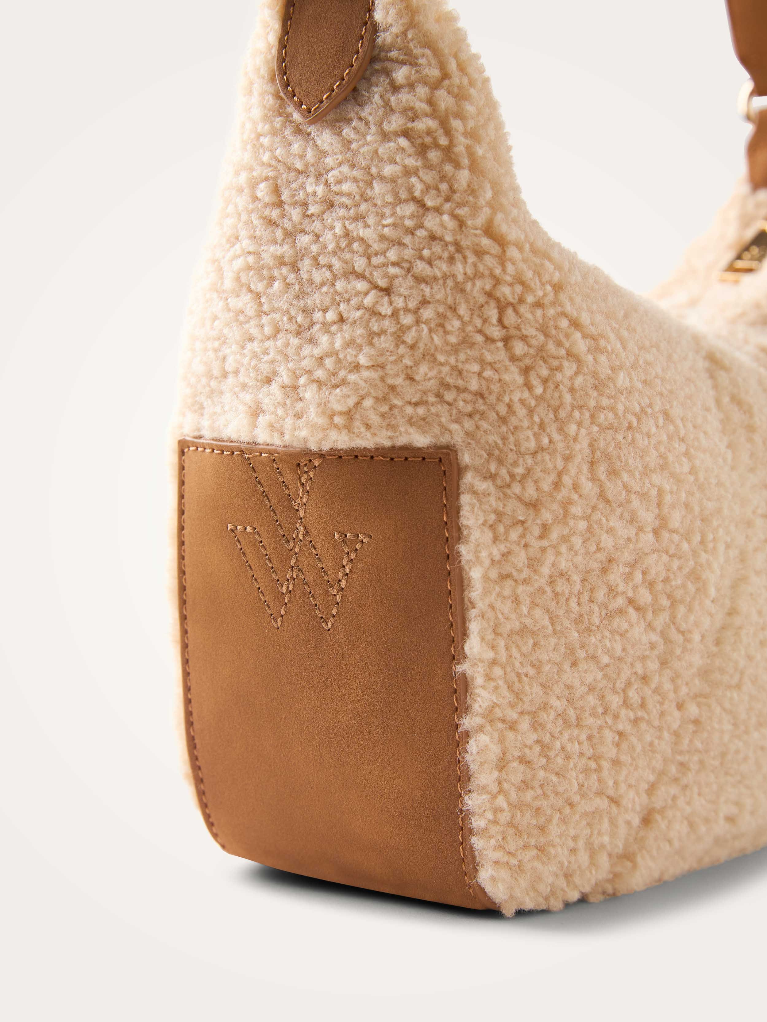 Sac hobo en sherpa VANESSA WU Beige