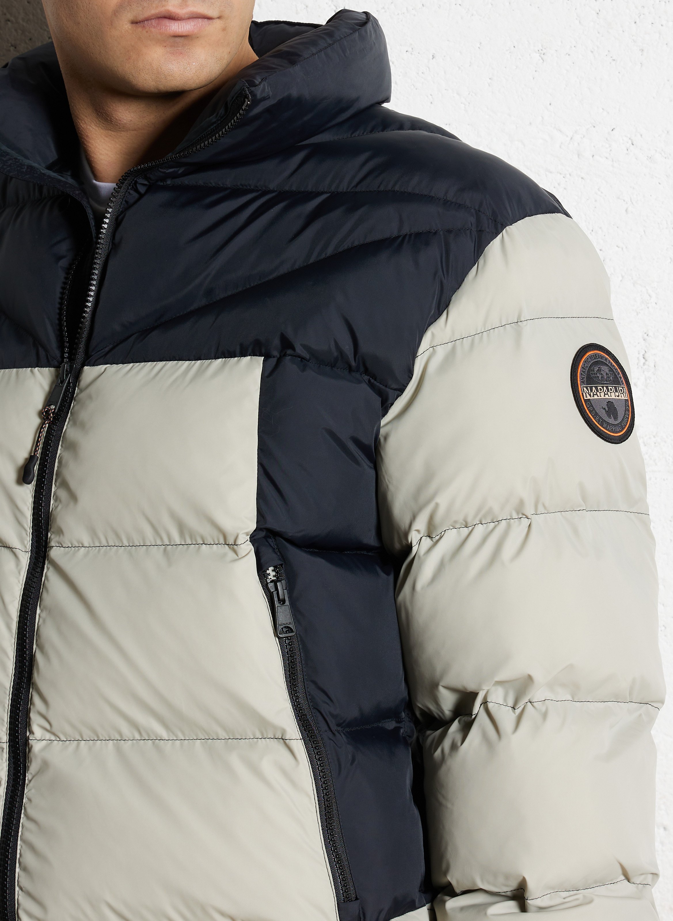 Straight-fit donsjack met opstaande kraag NAPAPIJRI Grijs