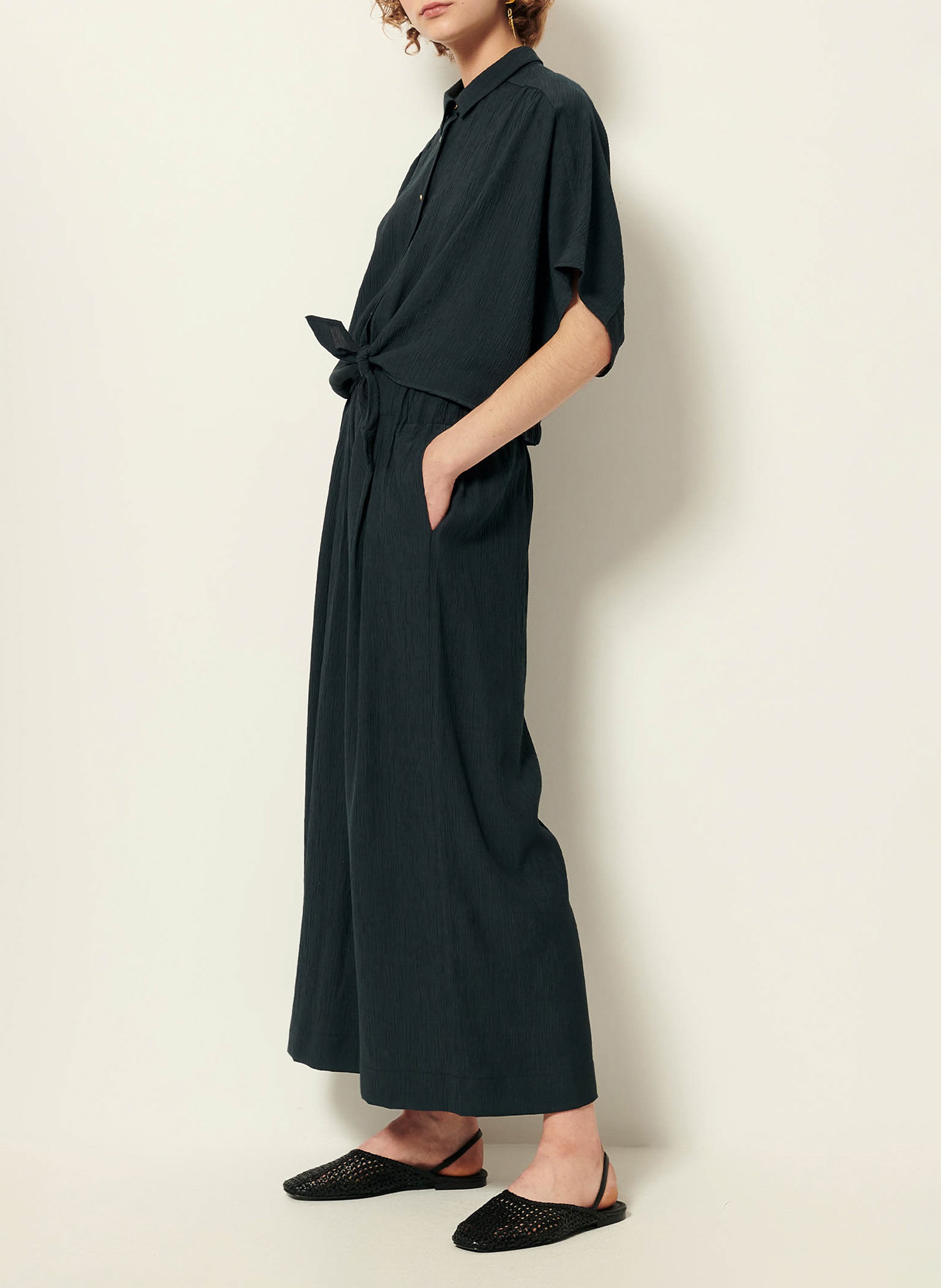 Weite Bindebluse aus Leinengewebe in Antik-Optik SESSUN Grun