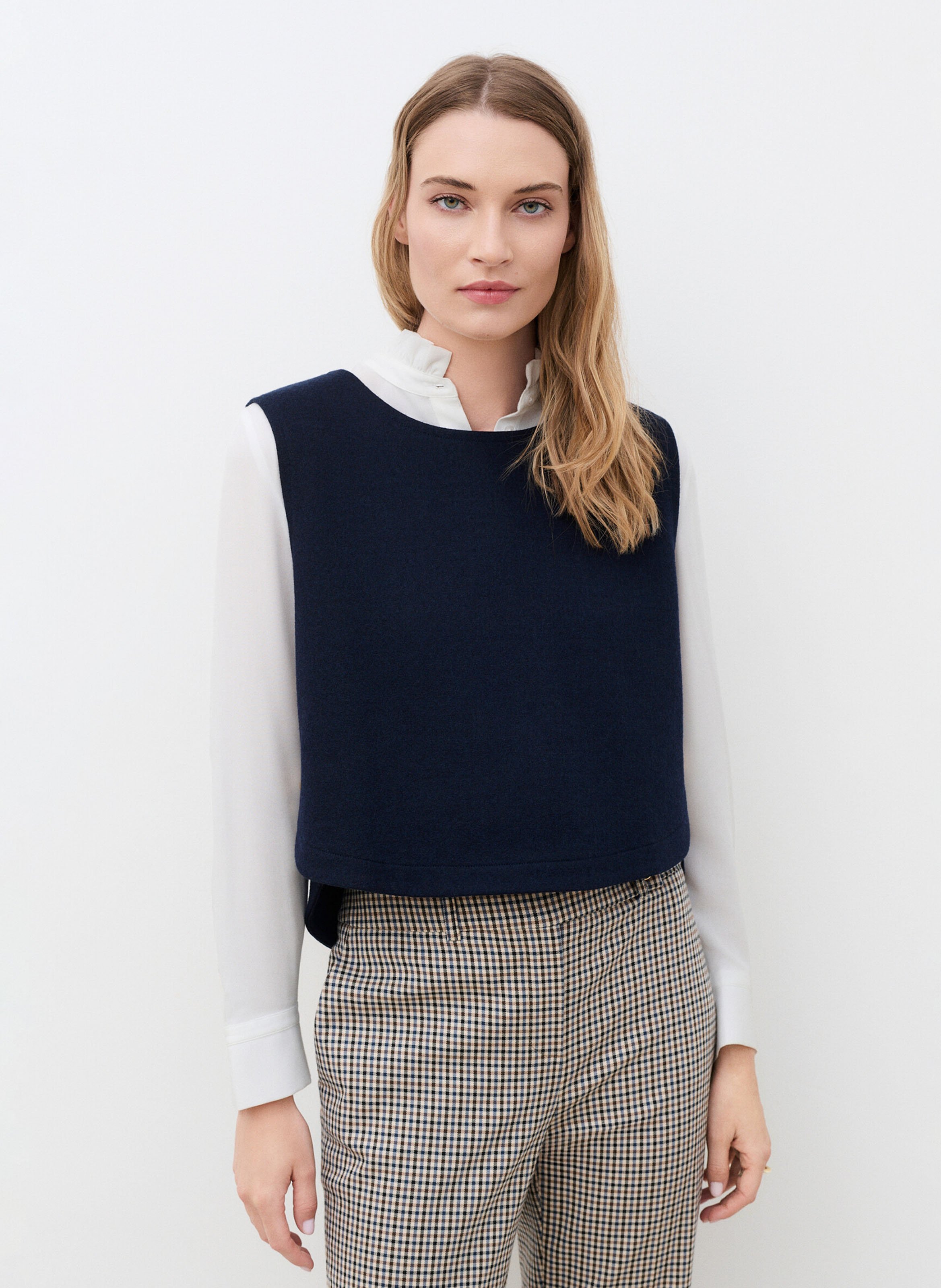 Sleeveless straight cut sweater CAROLL Blue
