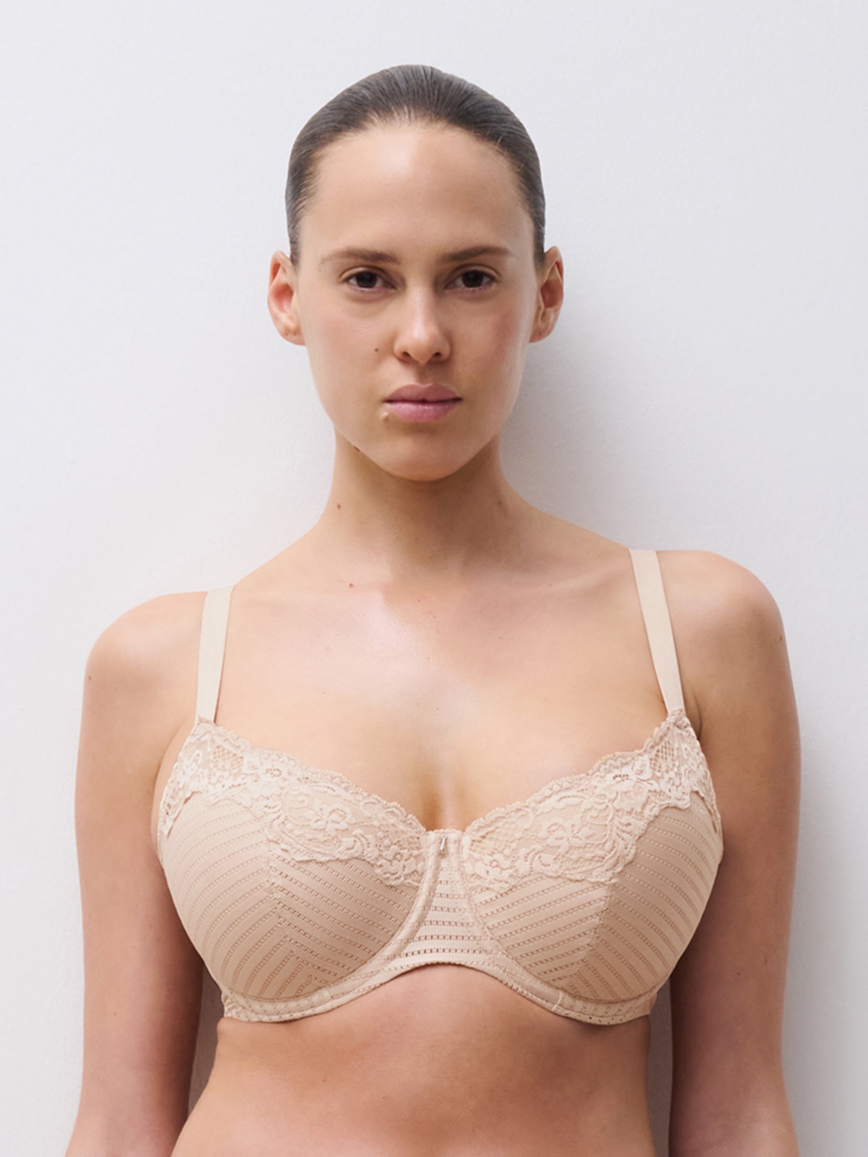 Molded lace balconette bra CHANTELLE