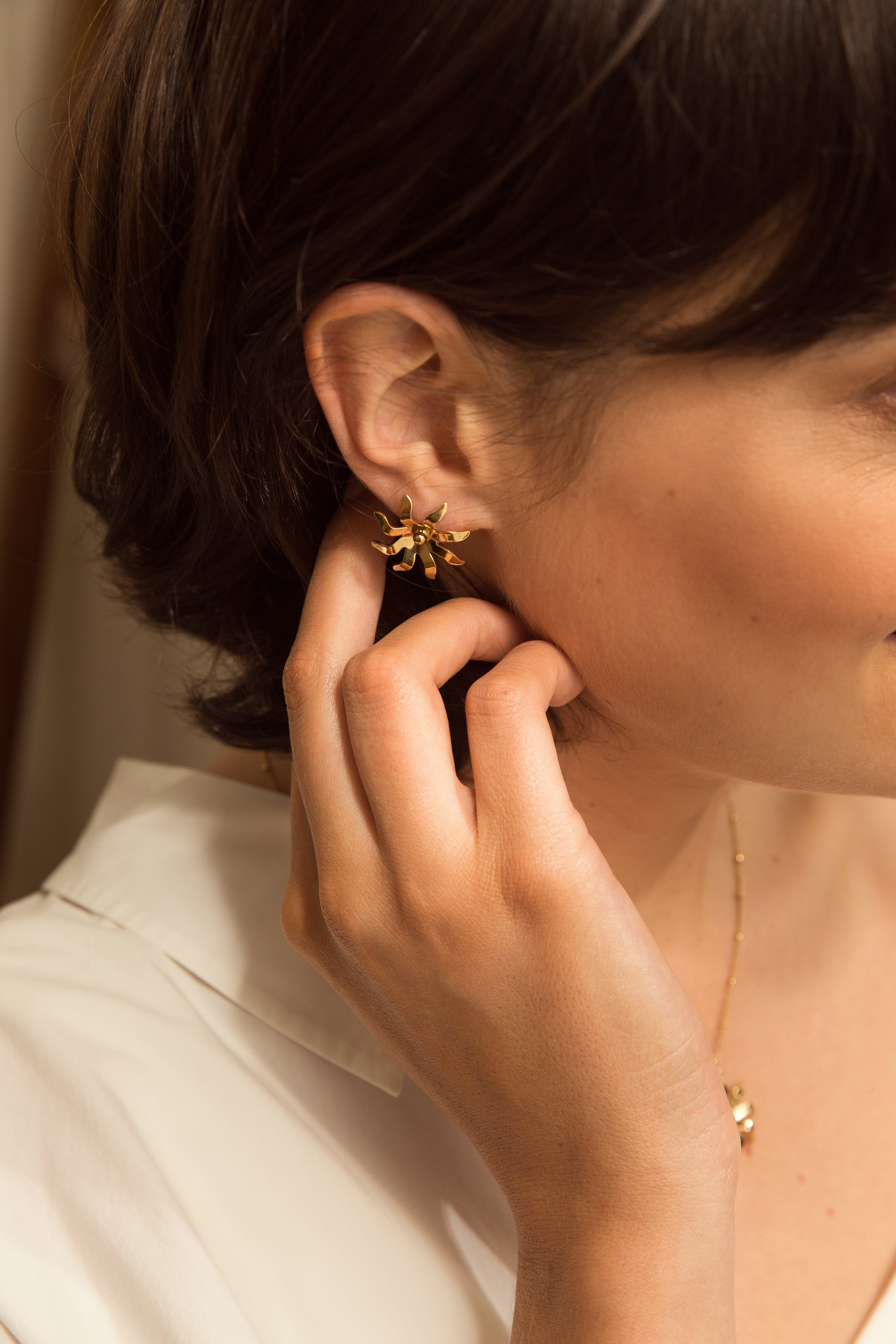 Sunburst gold-plated stud earrings MONSIEUR SIMONE Golden