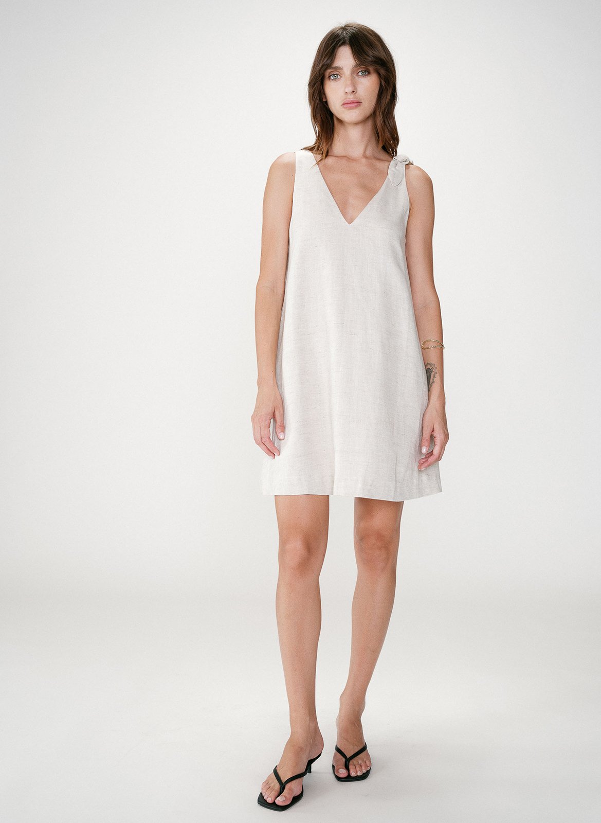 Korte jurk met V-hals GRACE ET MILA Beige