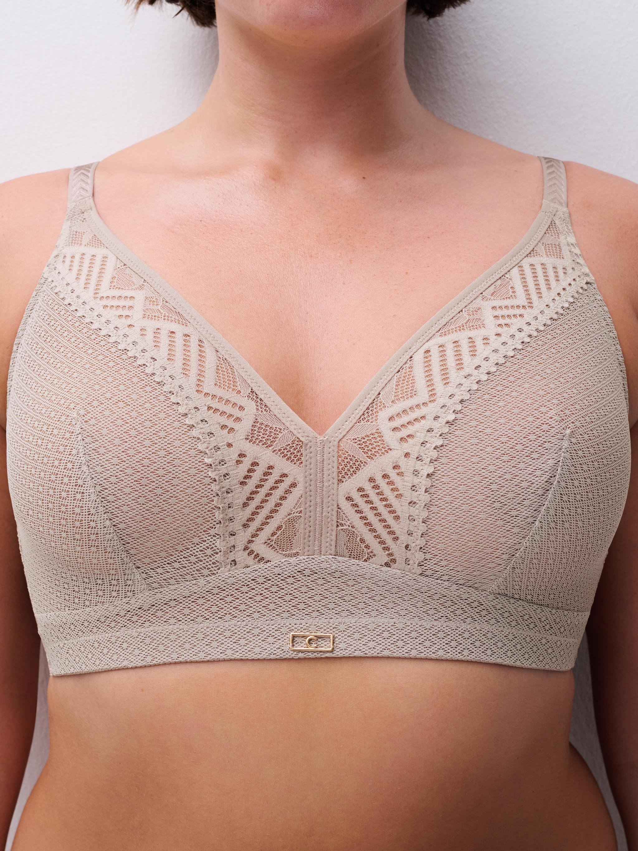 Non-wired support bra with cups CHANTELLE Brown