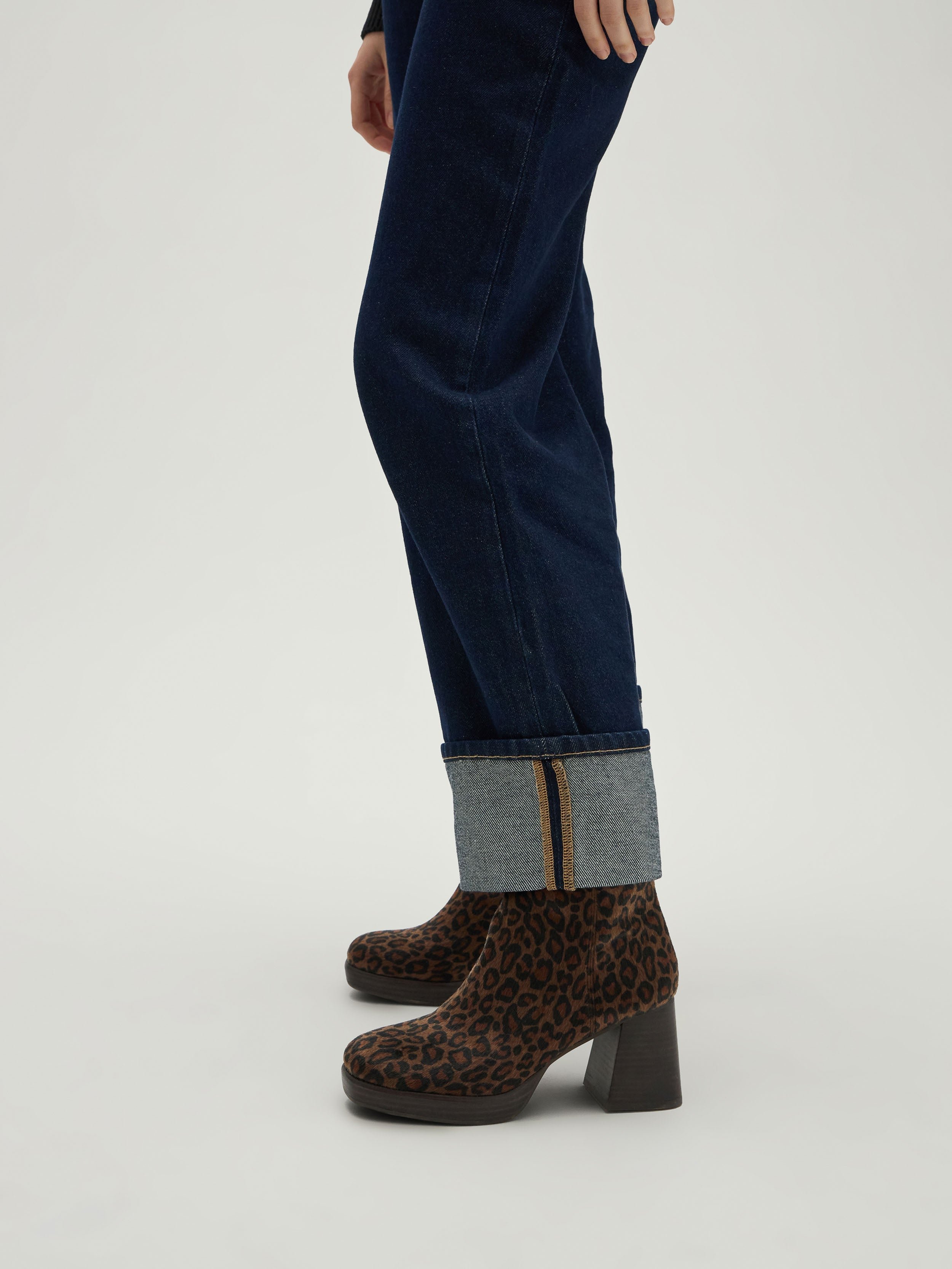 Bottines léopard à talon VANESSA WU Marron