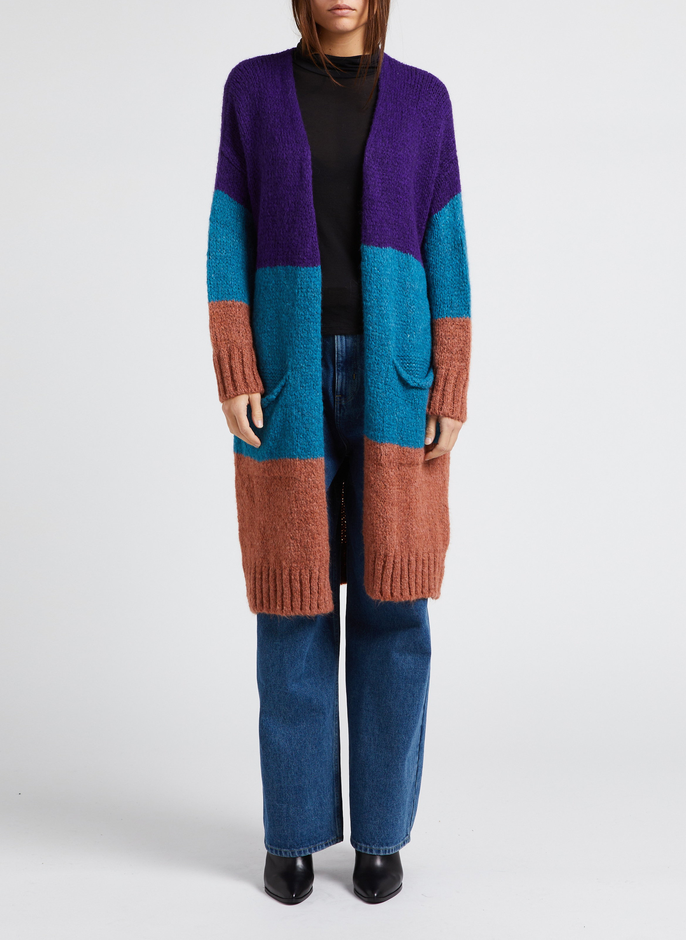 Weite, dreifarbige Maxi-Strickjacke mit Streifen DR BLOOM Mehrfarbig