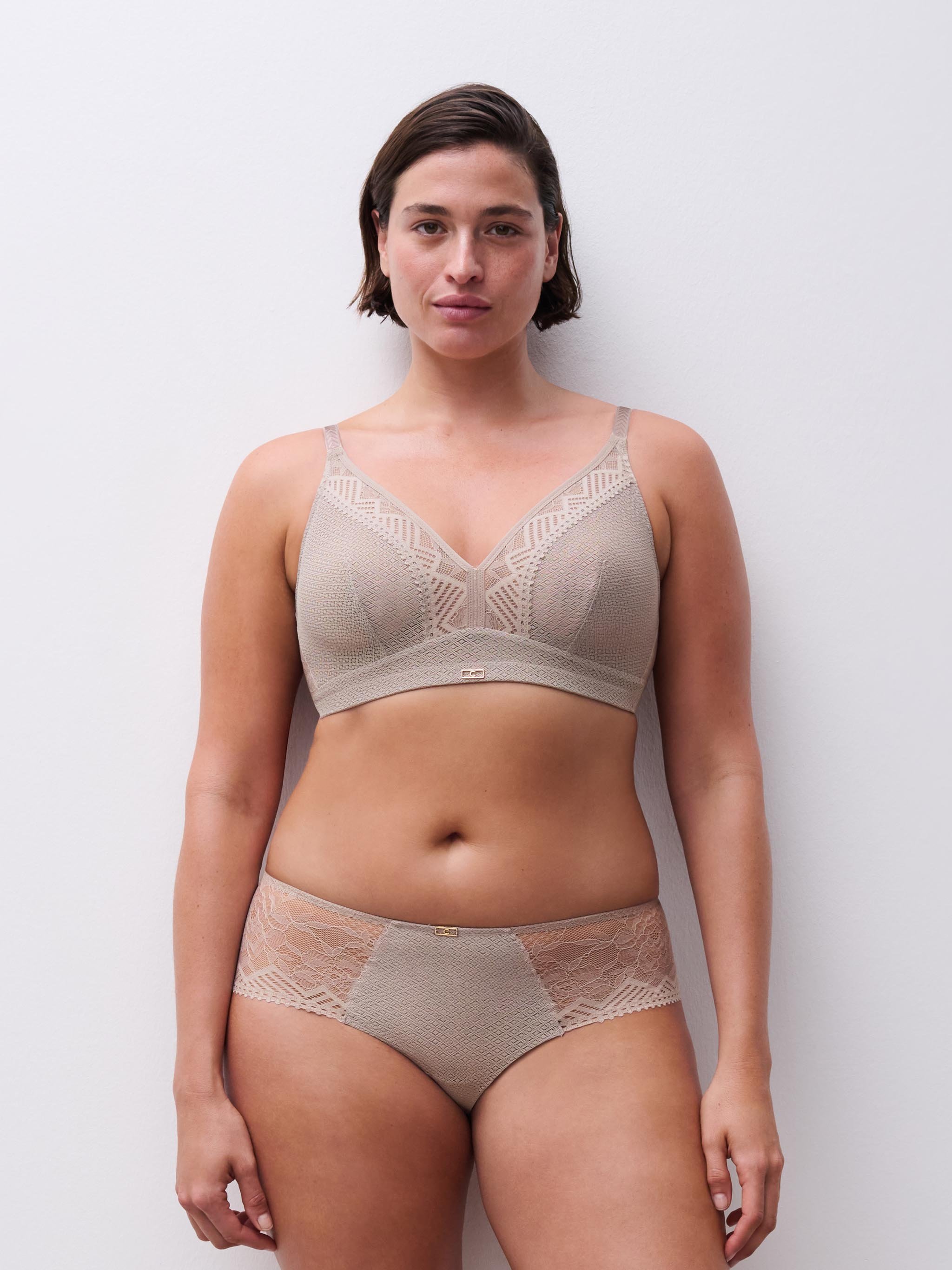 Non-wired support bra with cups CHANTELLE Brown