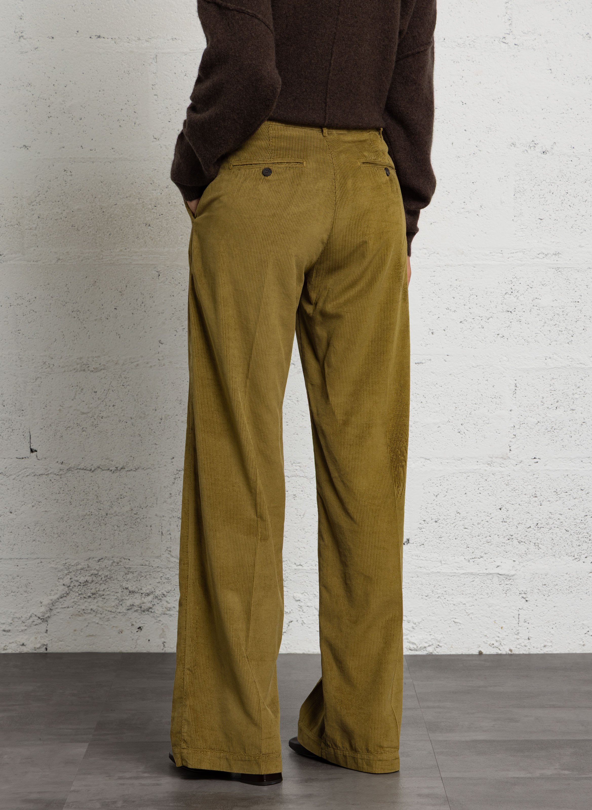 Pantalon large en velours côtelé HARTFORD Vert