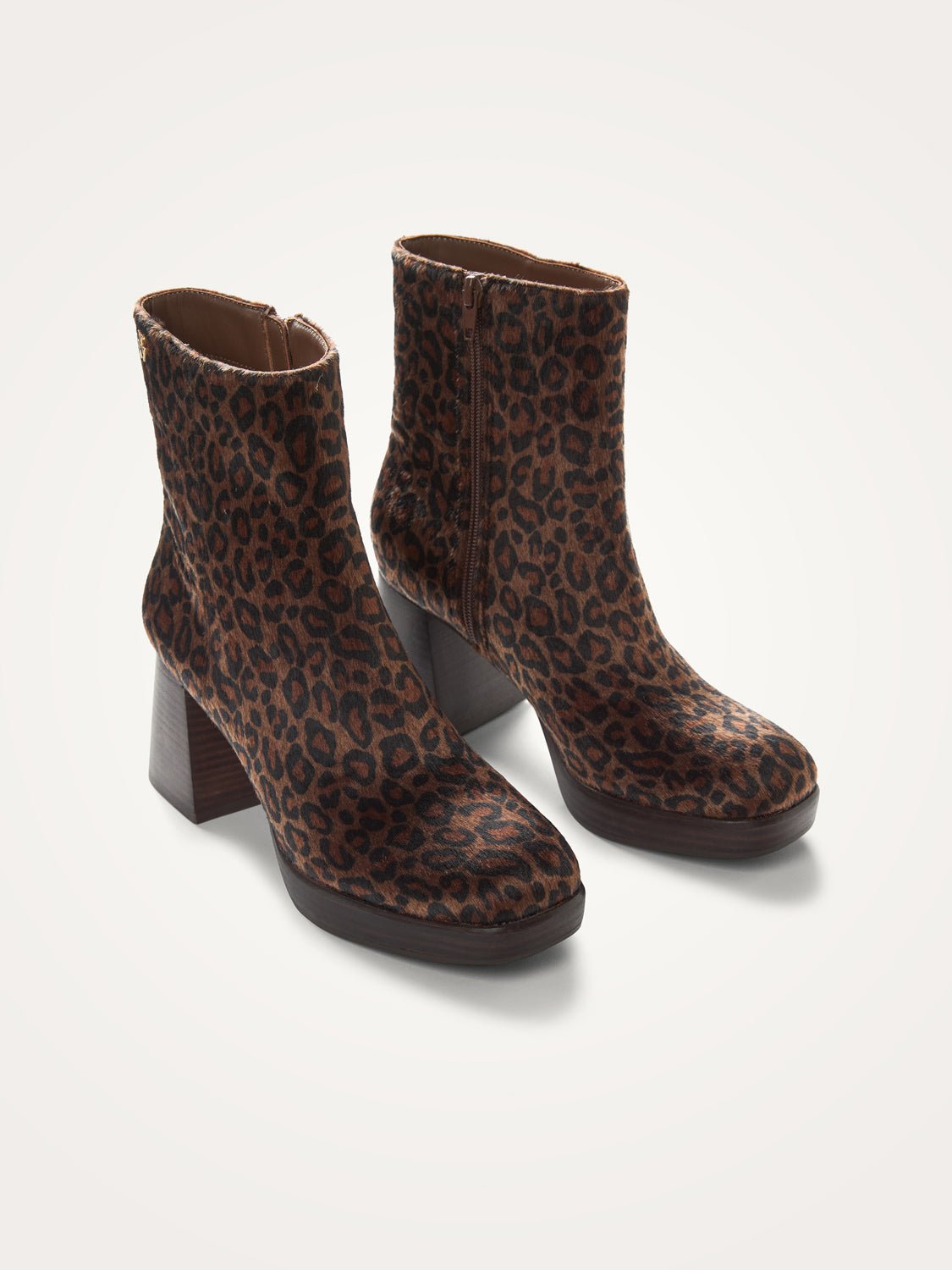 Bottines léopard à talon VANESSA WU Marron