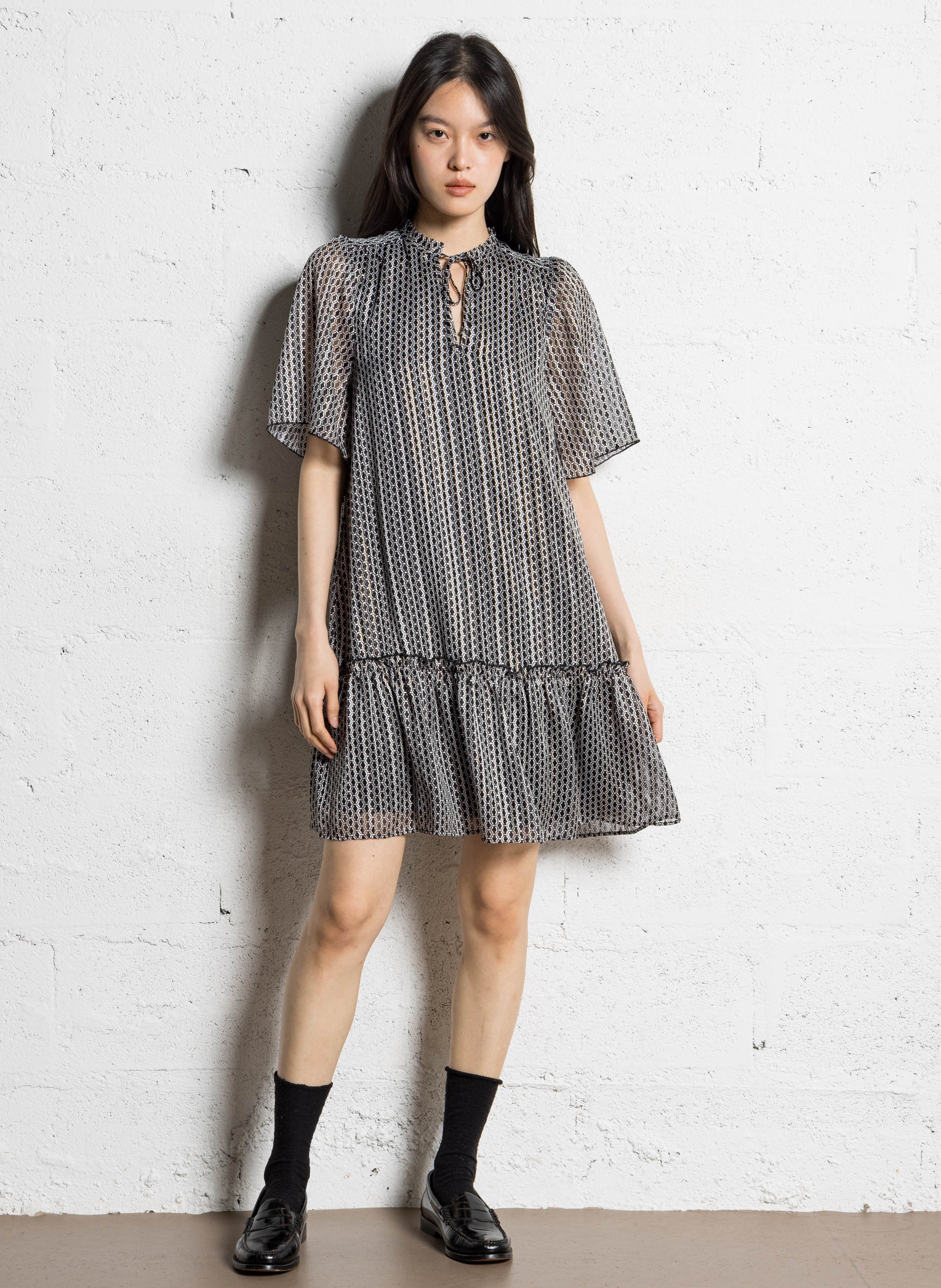 Short dress with graphic print and peter pan collar. IKKS Black