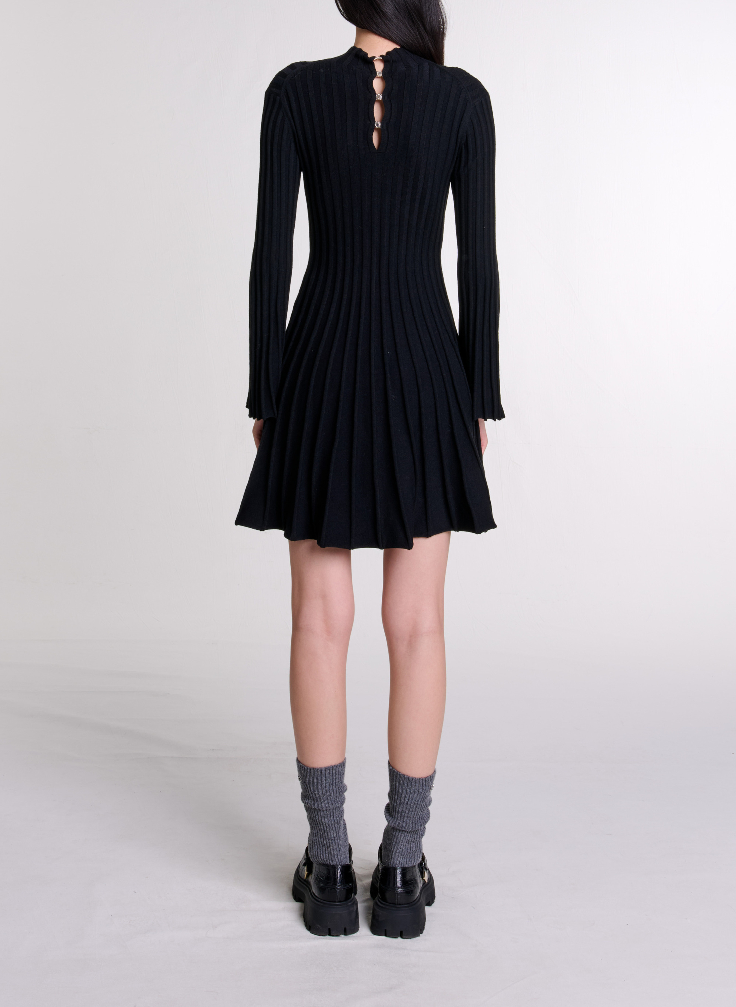 Korte jurk met ronde hals MAJE Zwart