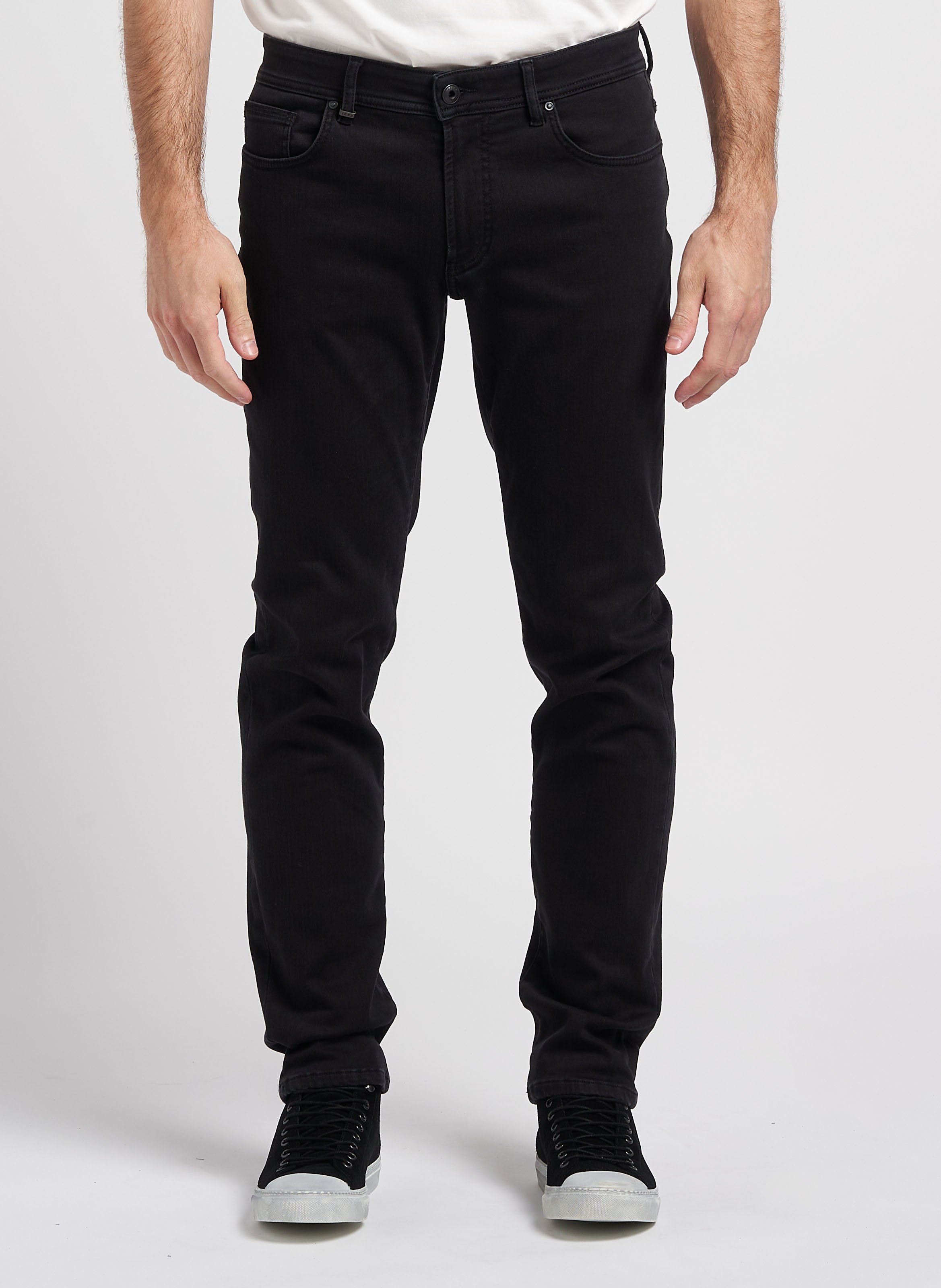 Online shopping mens on sale wear jeans