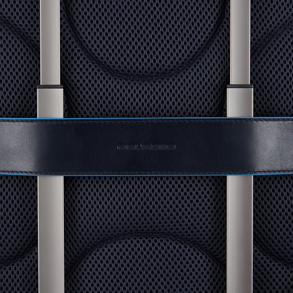 Leather backpack PIQUADRO Brown