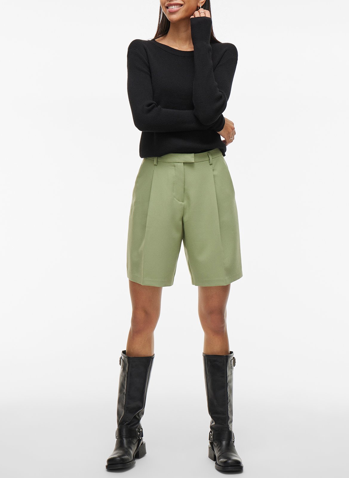 Straight-leg shorts with darts VILA Green