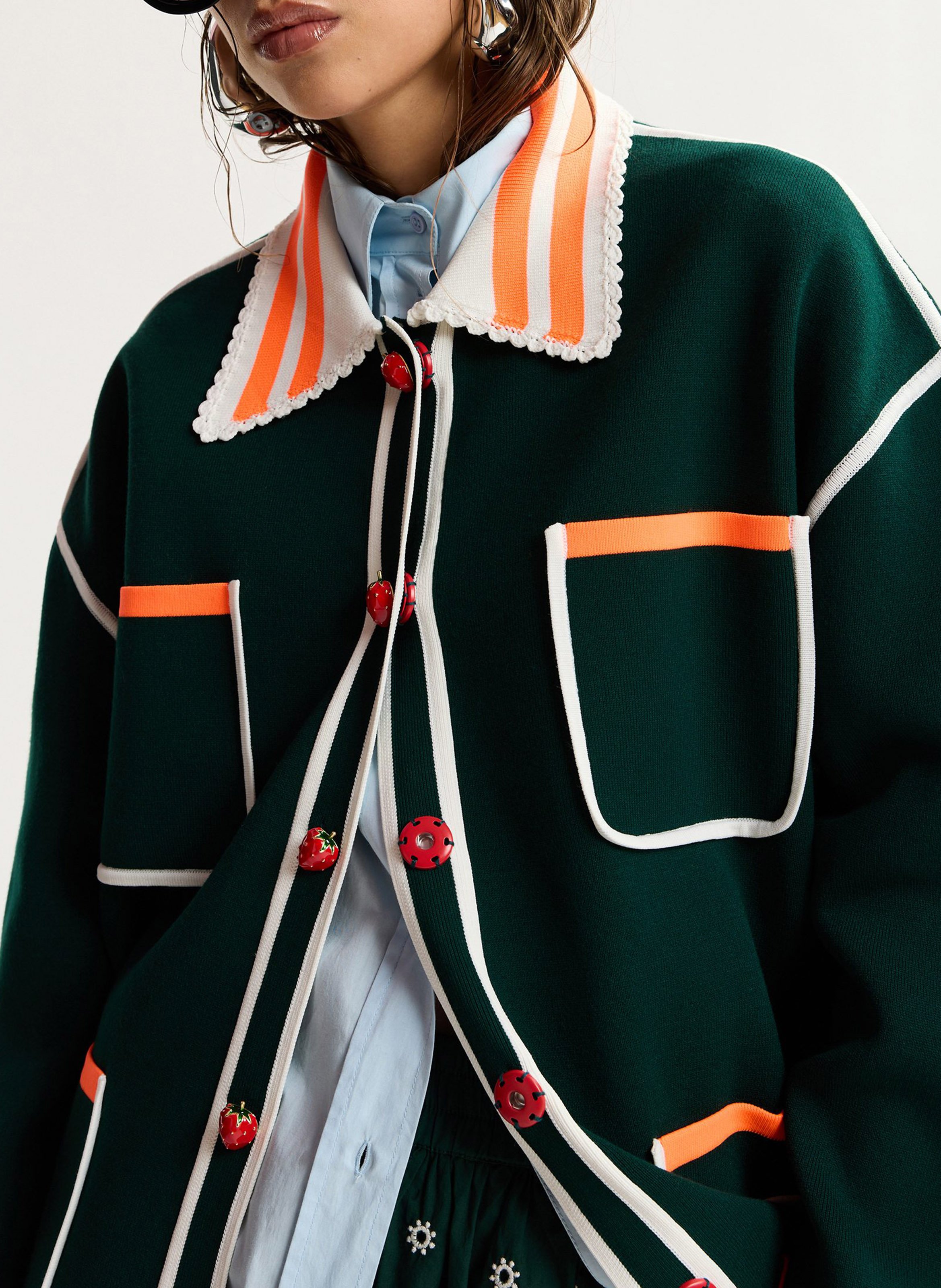 Oversize-Strickjacke mit klassischem Kragen ESSENTIEL ANTWERP Grun