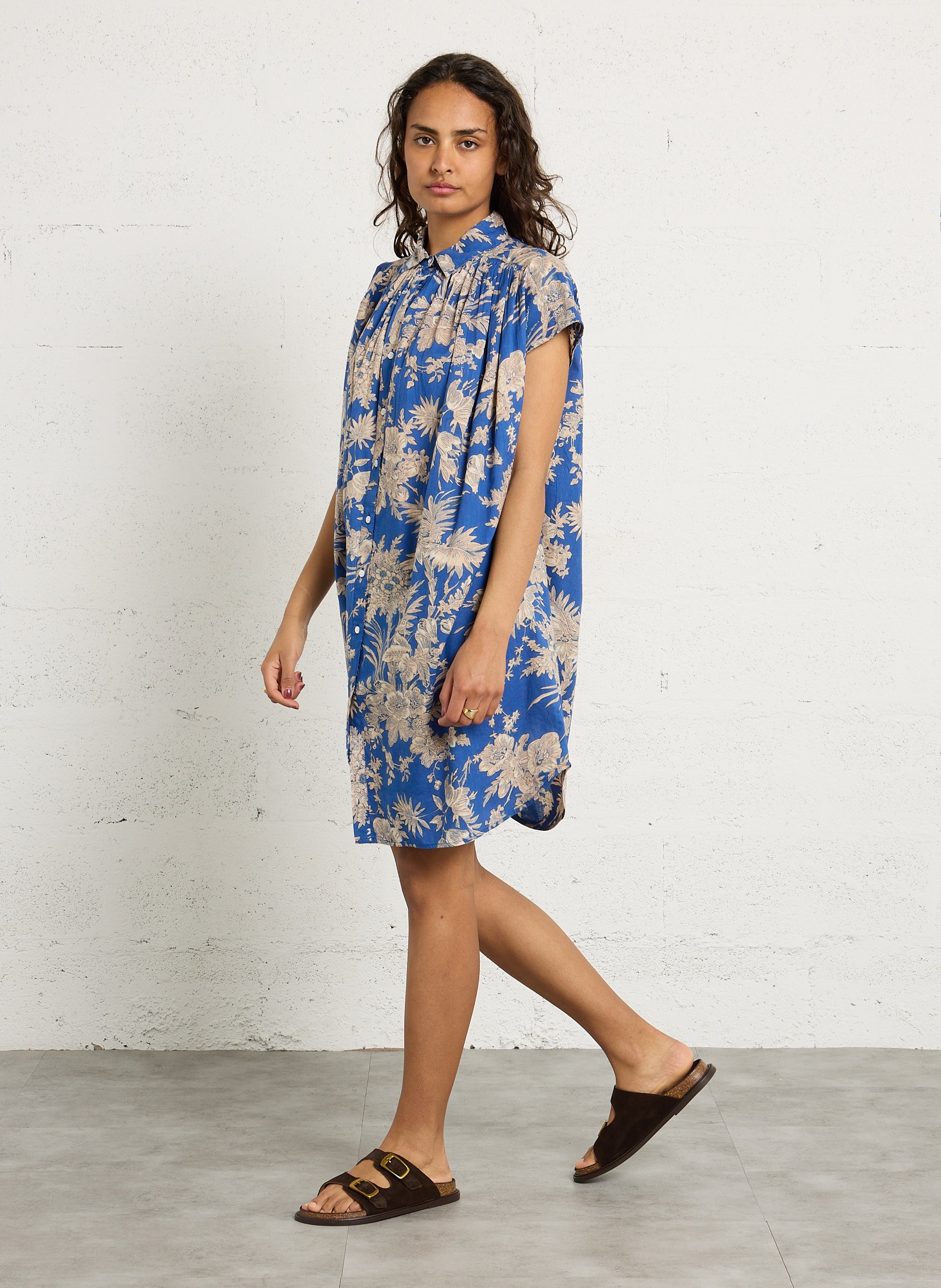 Geblümtes Kurzkleid aus Baumwolle FEEKA Blau