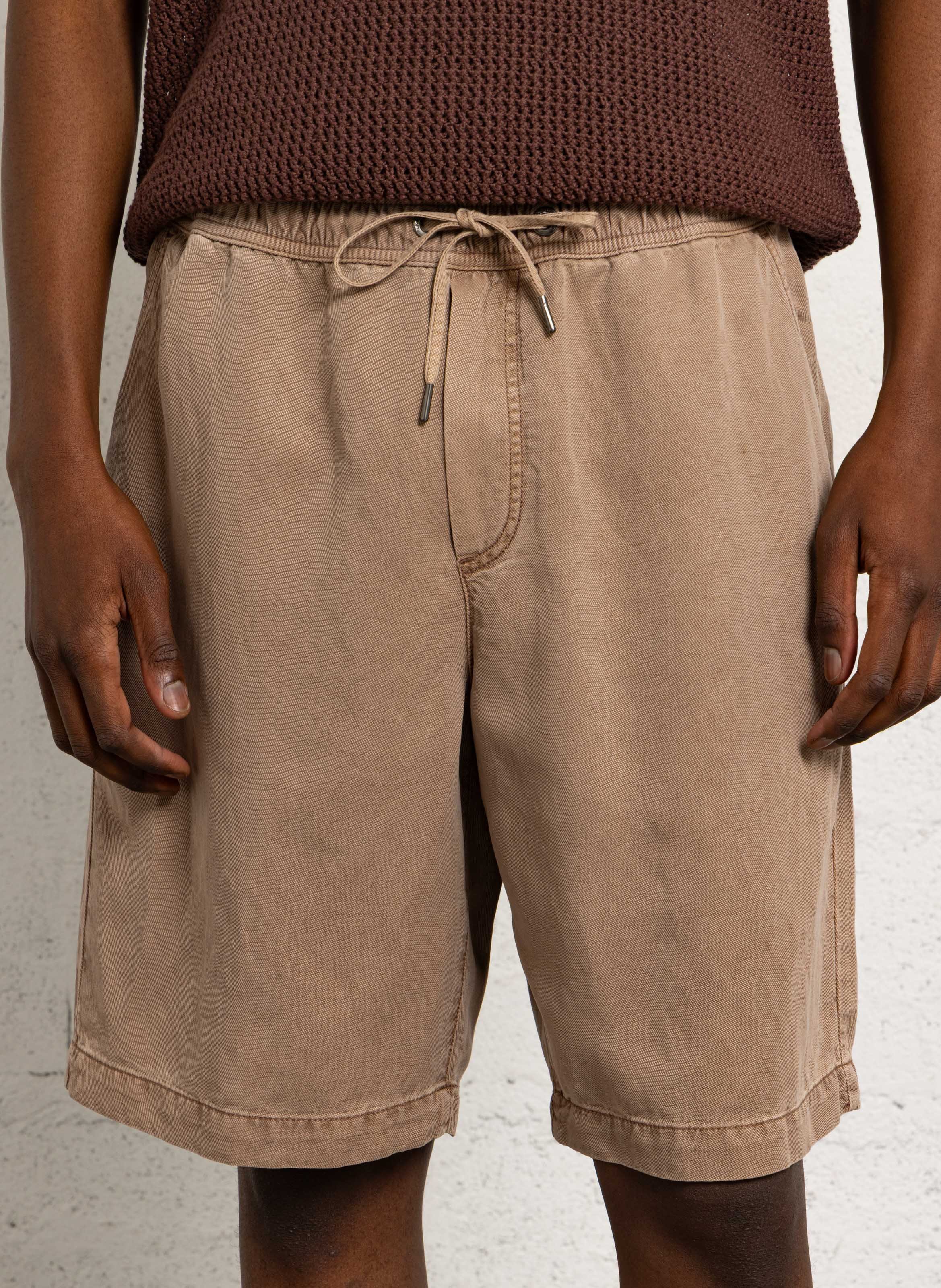 Einfarbige gerade geschnittene Bermuda-Shorts IKKS Braun