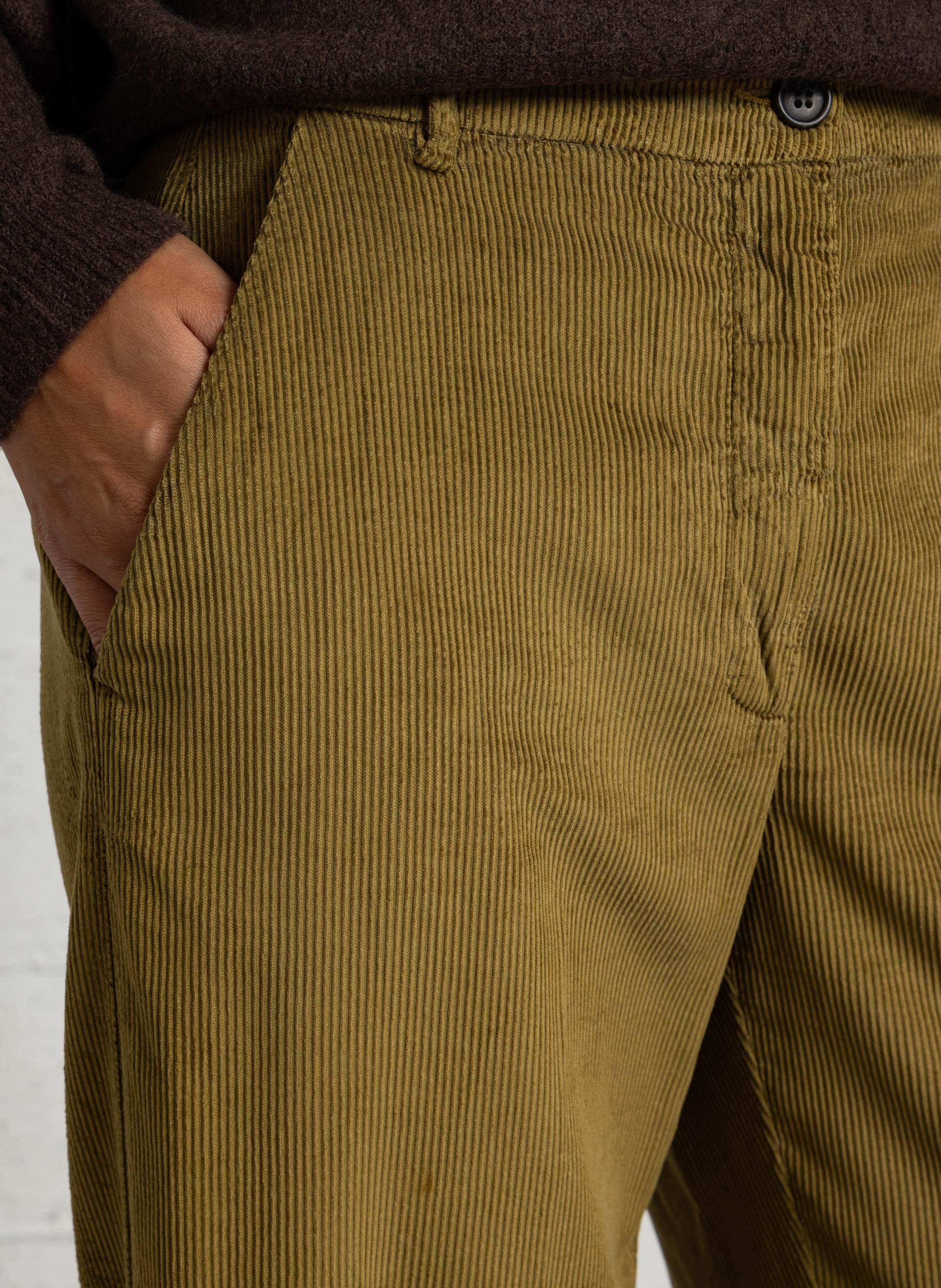 Pantalon large en velours côtelé HARTFORD Vert