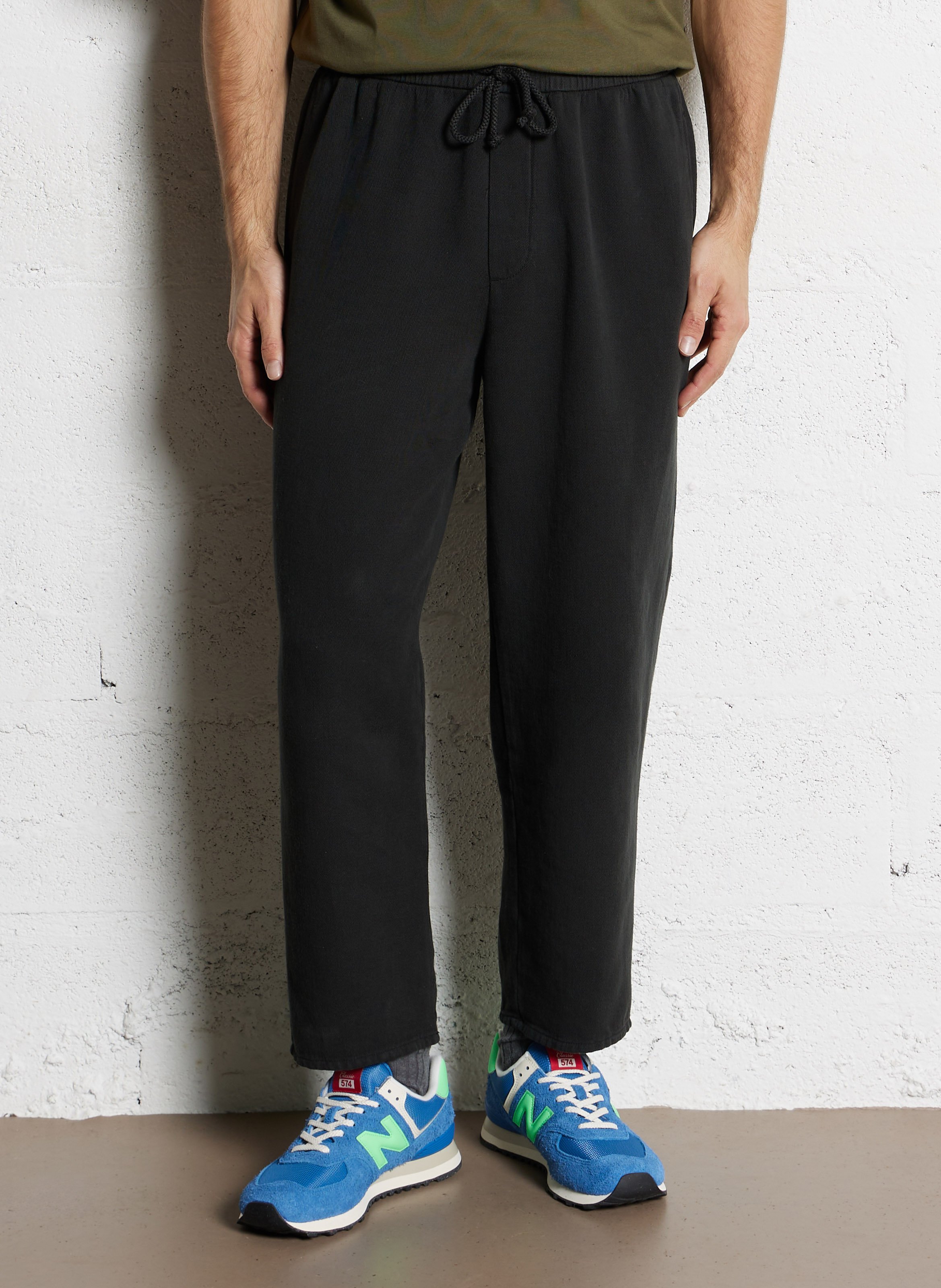 Straight jogging pants with elastic waistband solid color AMERICAN VINTAGE Black