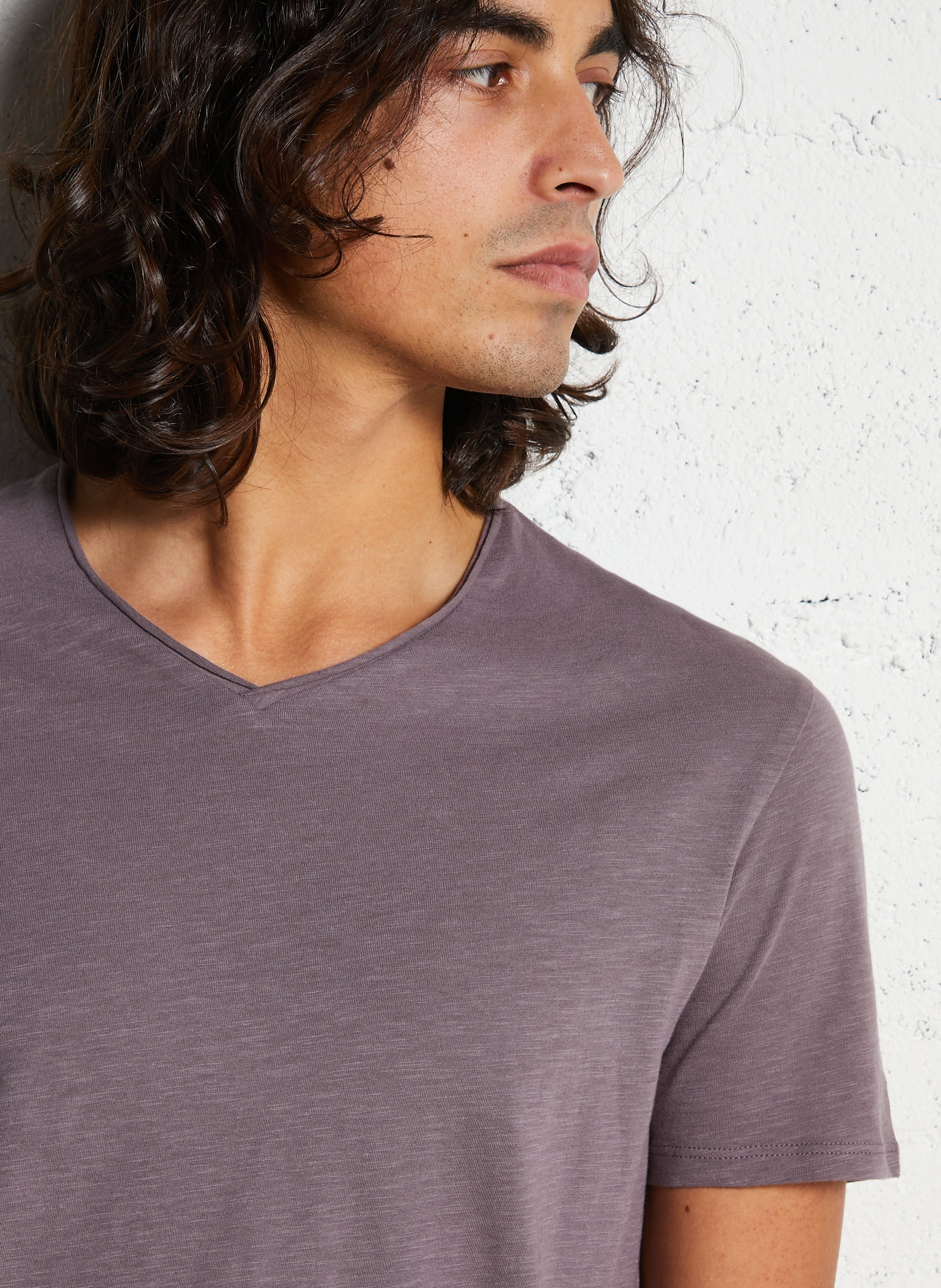 T-shirt dritta in cotone con scollo a V IKKS Viola