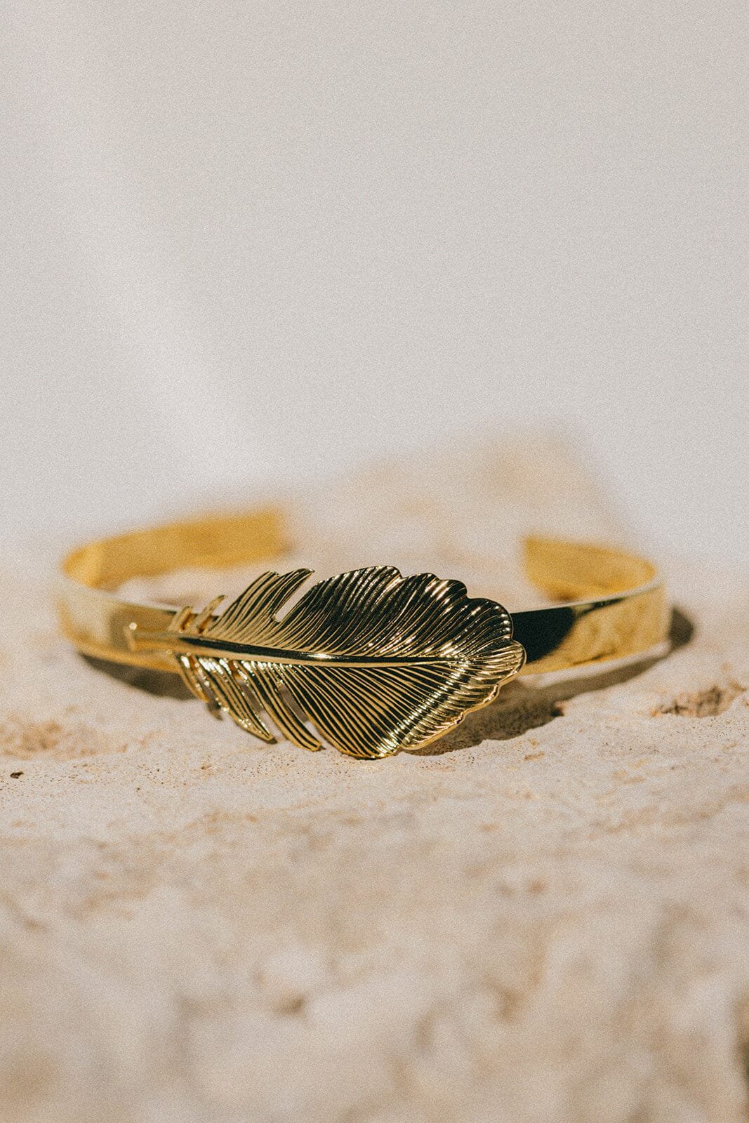 Silver-plated leaf bangle Golden