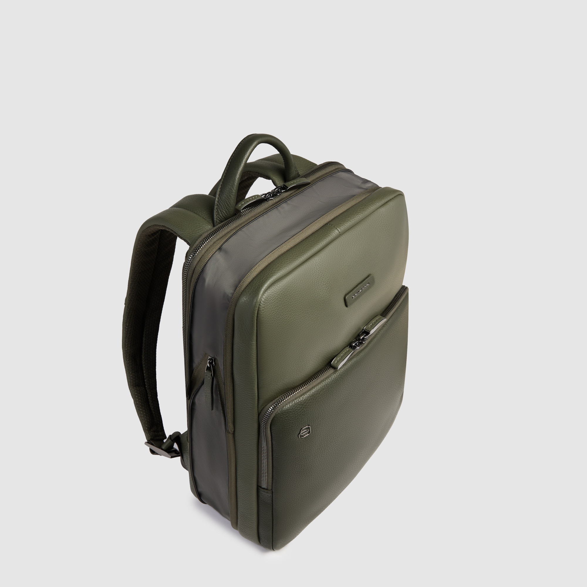 Backpack for laptop and iPad® with anti-theft cable, shock-proof and RFID fraud protection. Green