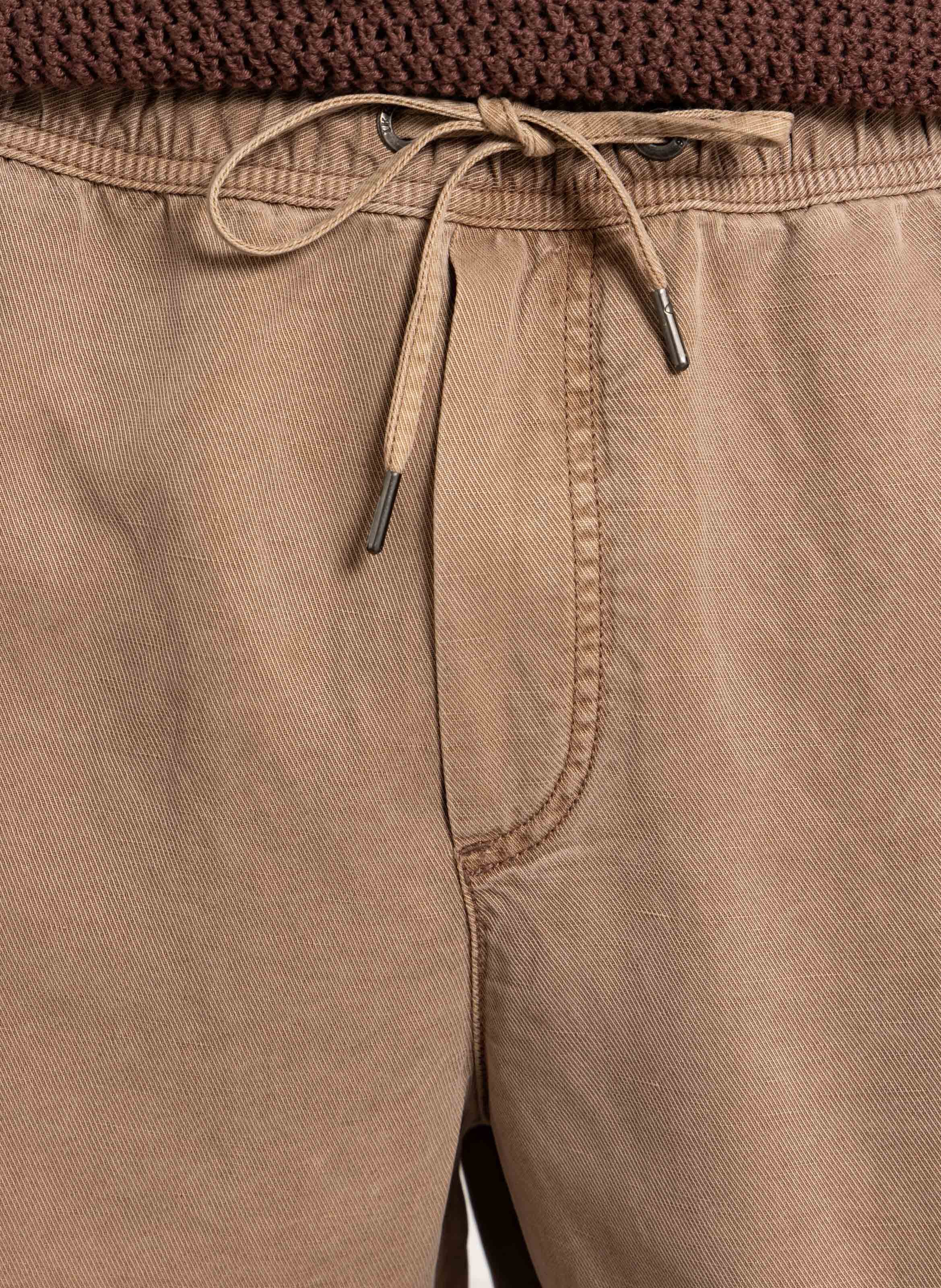 Einfarbige gerade geschnittene Bermuda-Shorts IKKS Braun