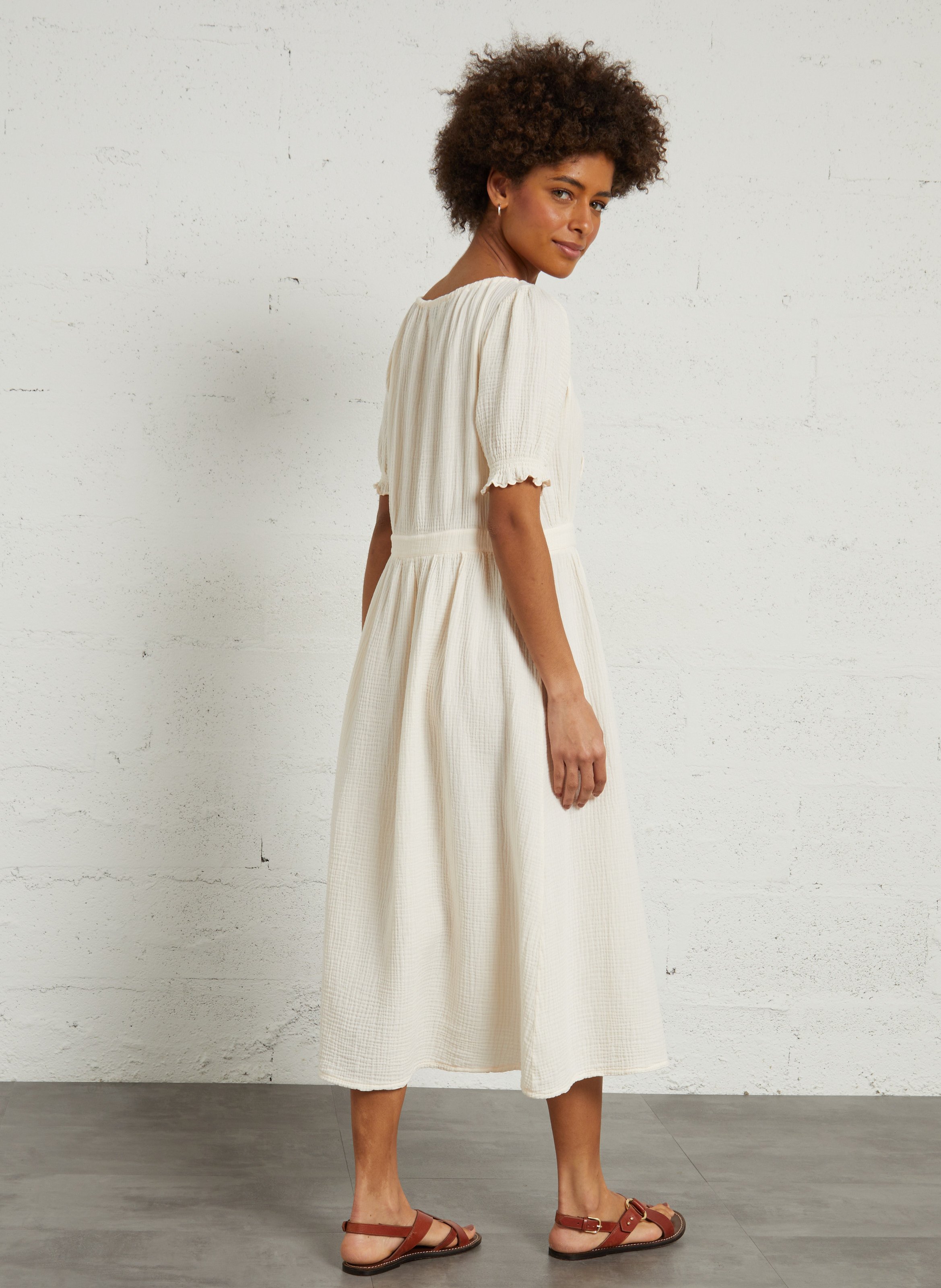 Maxikleid mit Rundhalsausschnitt aus Baumwollgaze EMILE ET IDA Beige