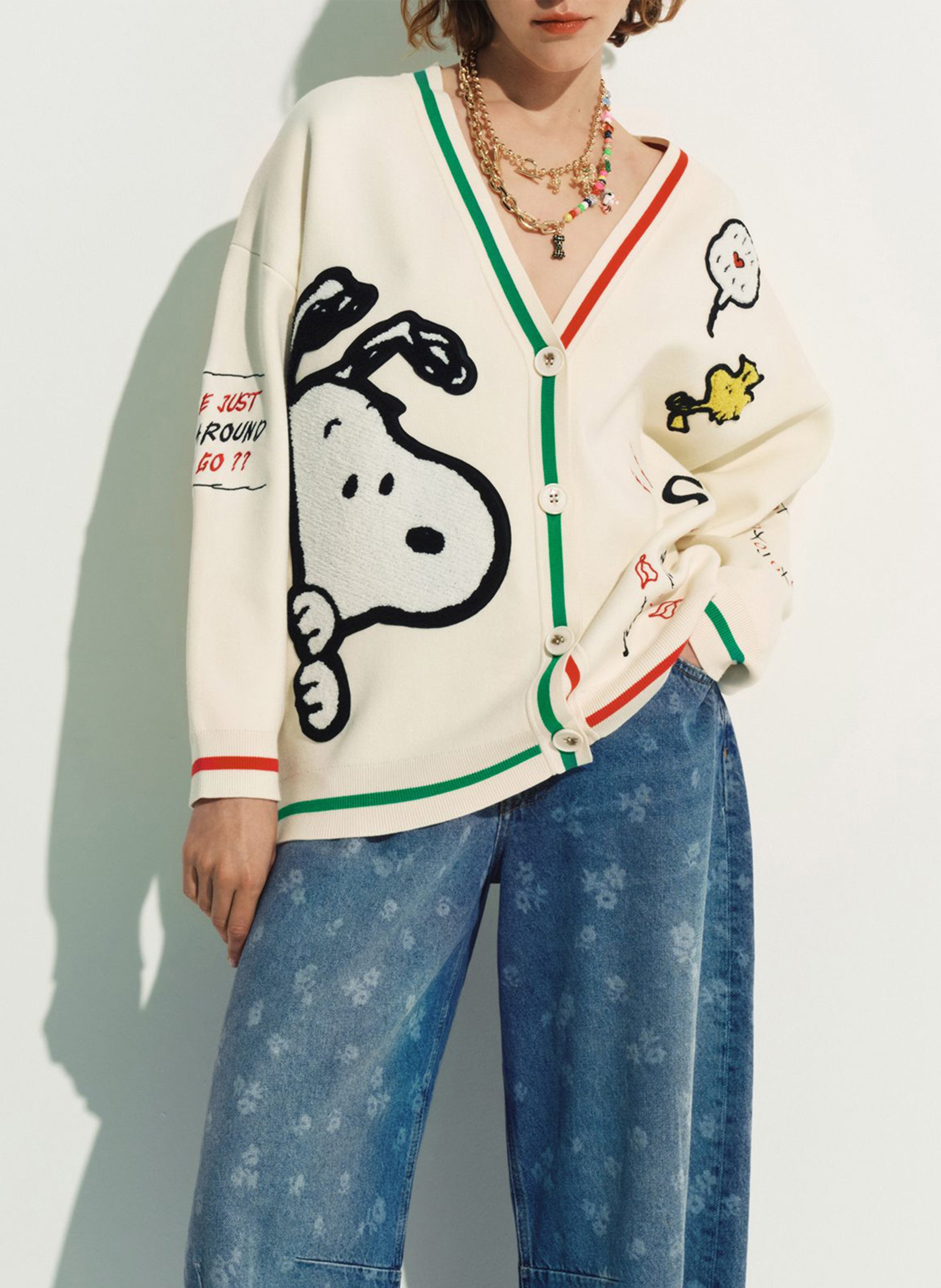 Gilet col v brodé ESSENTIEL ANTWERP Blanc