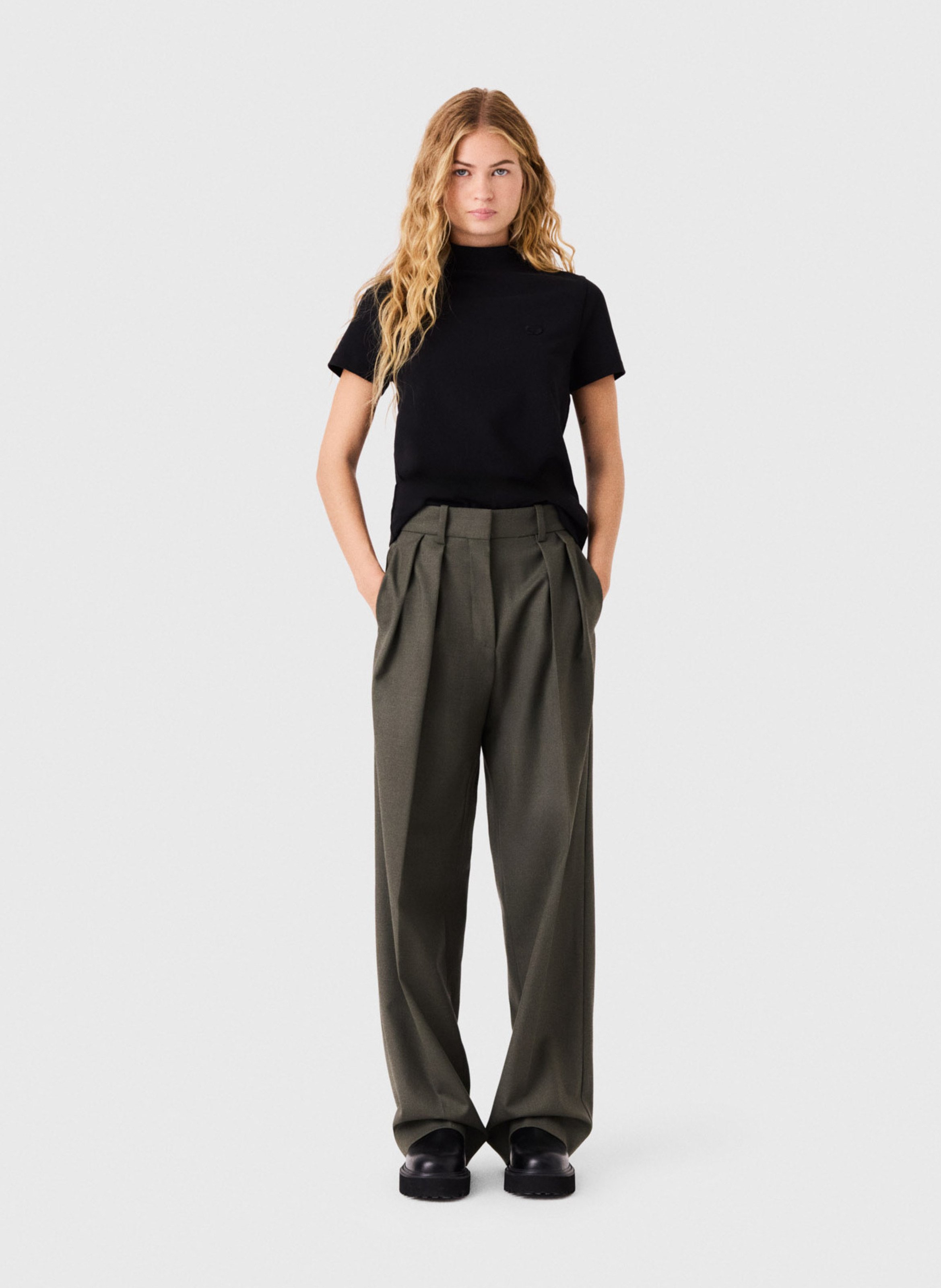 Tee-shirt droit en coton MAJE Noir