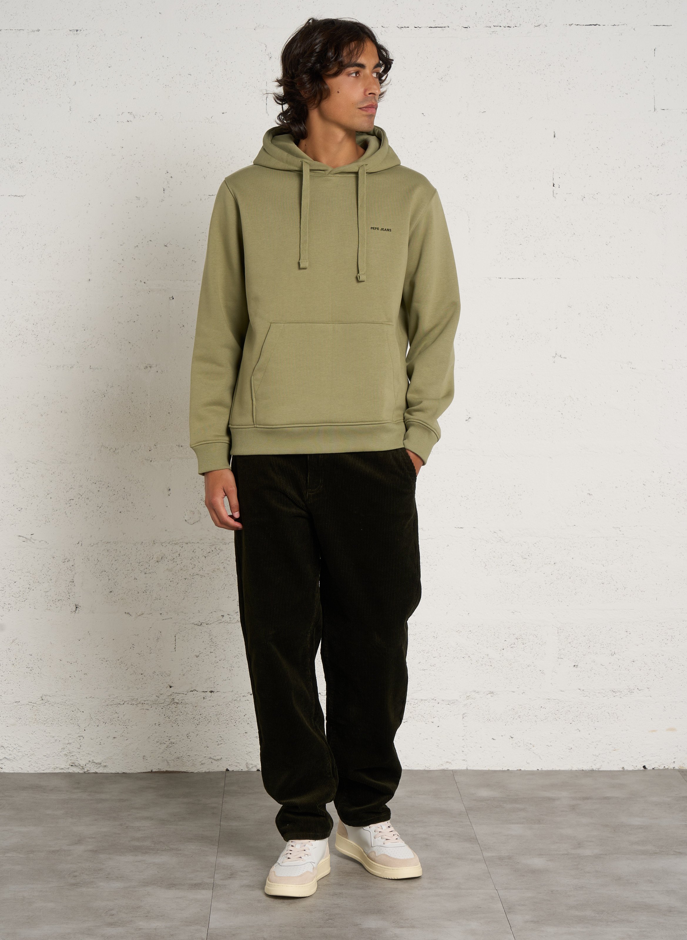 Einfarbiger Kapuzenpullover mit Logo PEPE JEANS Grun