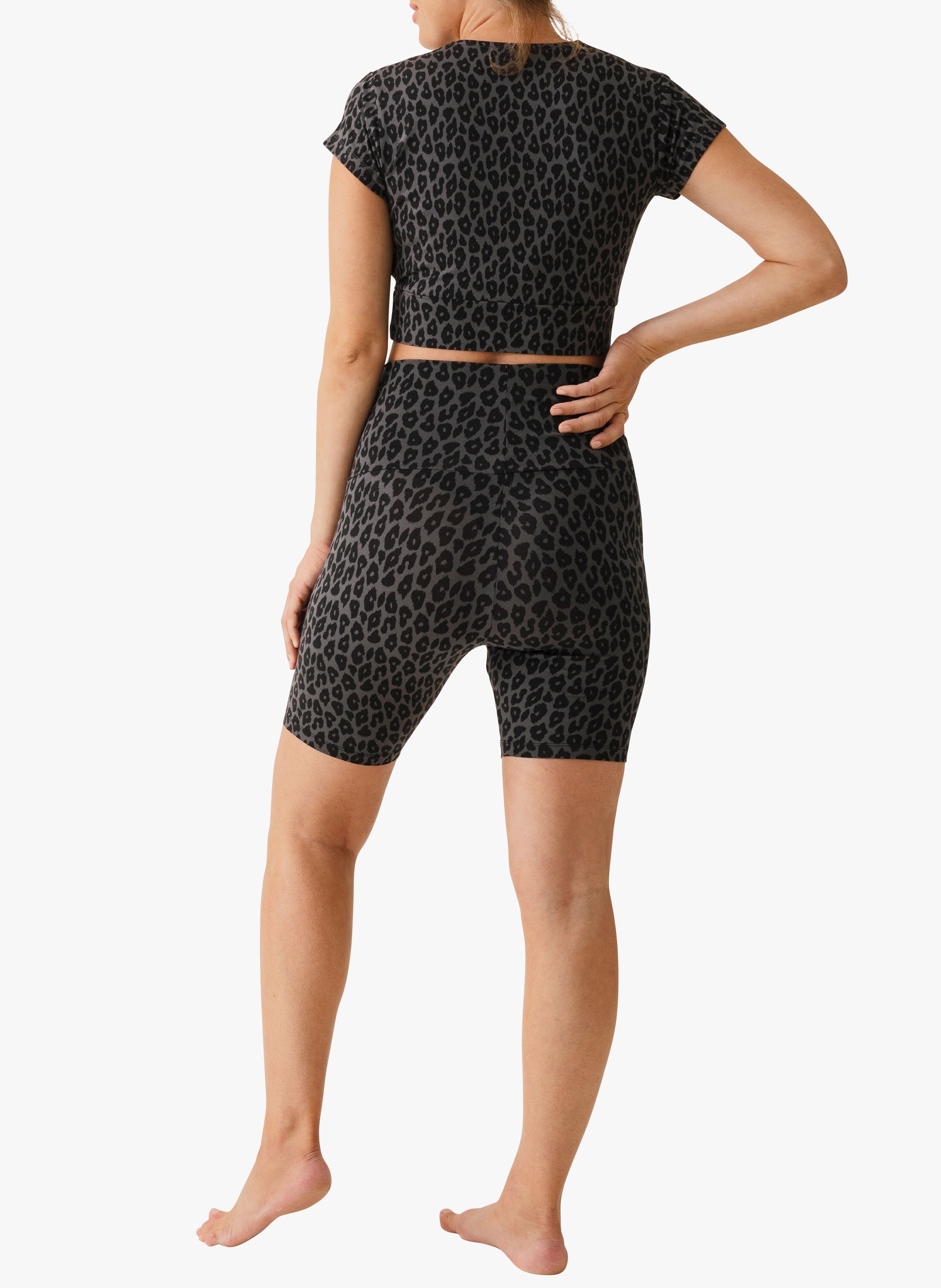 Rundhals-Top mit Leoparden-Print Mehrfarbig