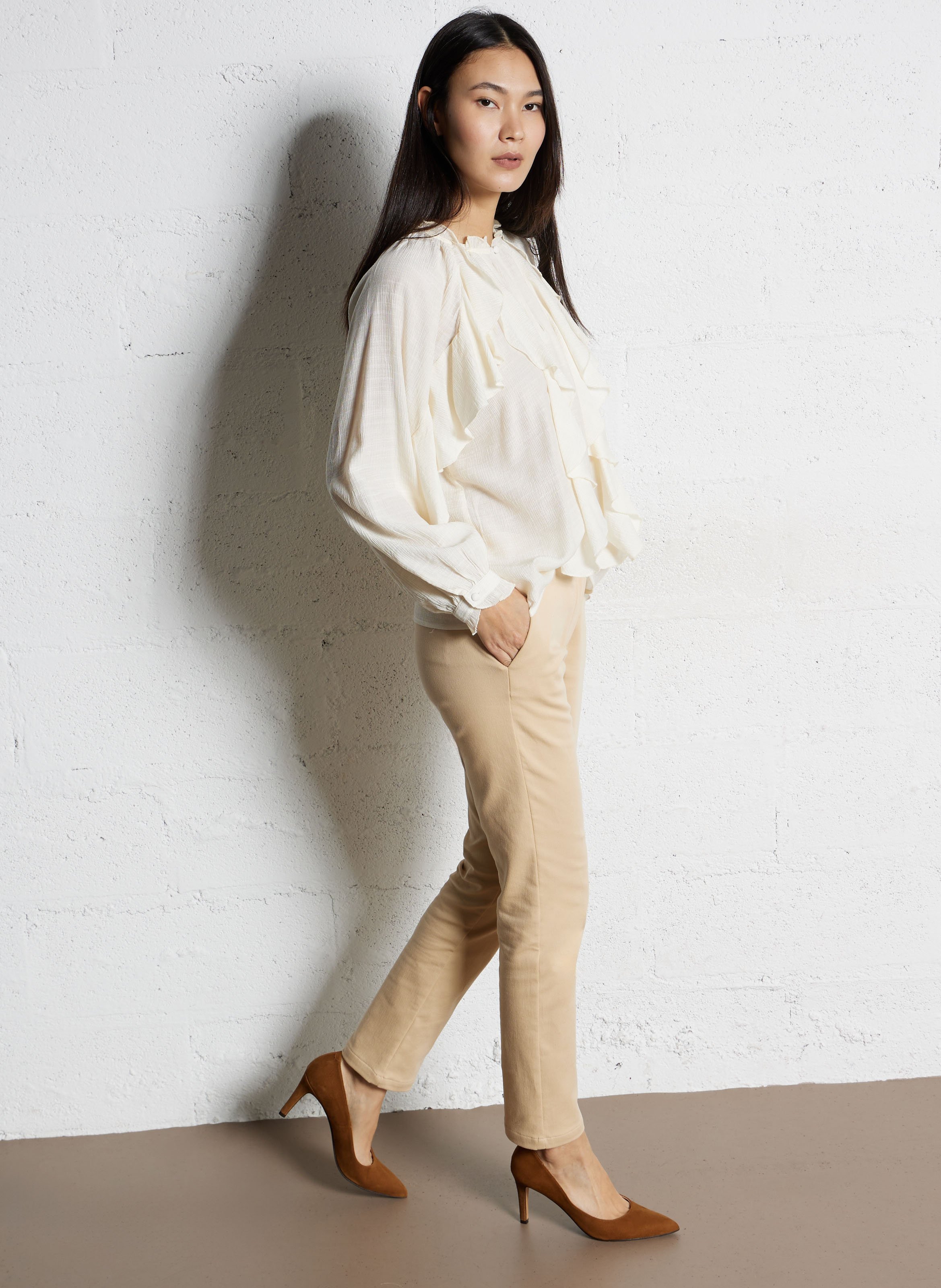 Spitze Pumps aus Veloursleder MELLOW YELLOW Braun