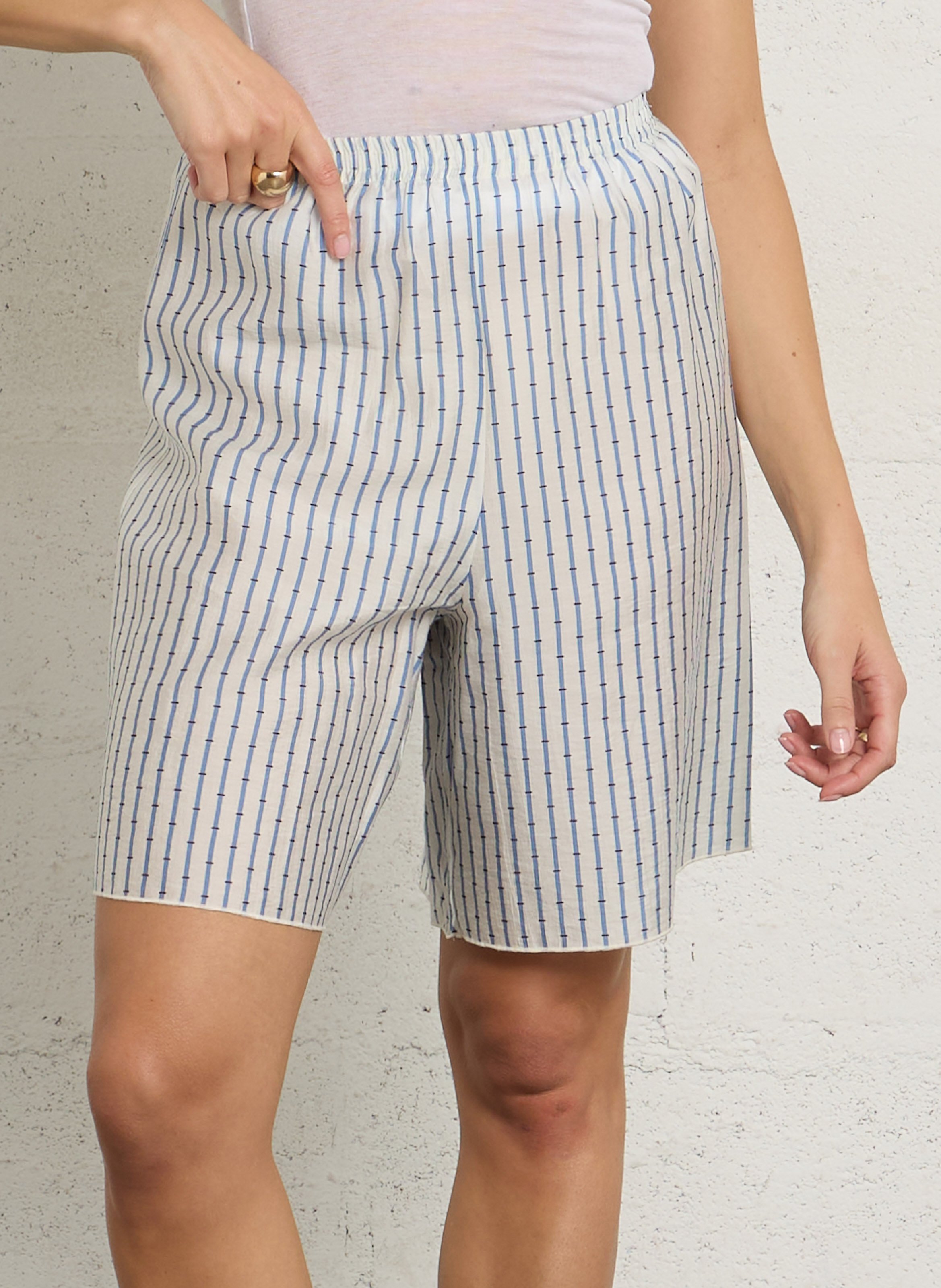 Gerade geschnittene Shorts mit Streifen AMERICAN VINTAGE Blau