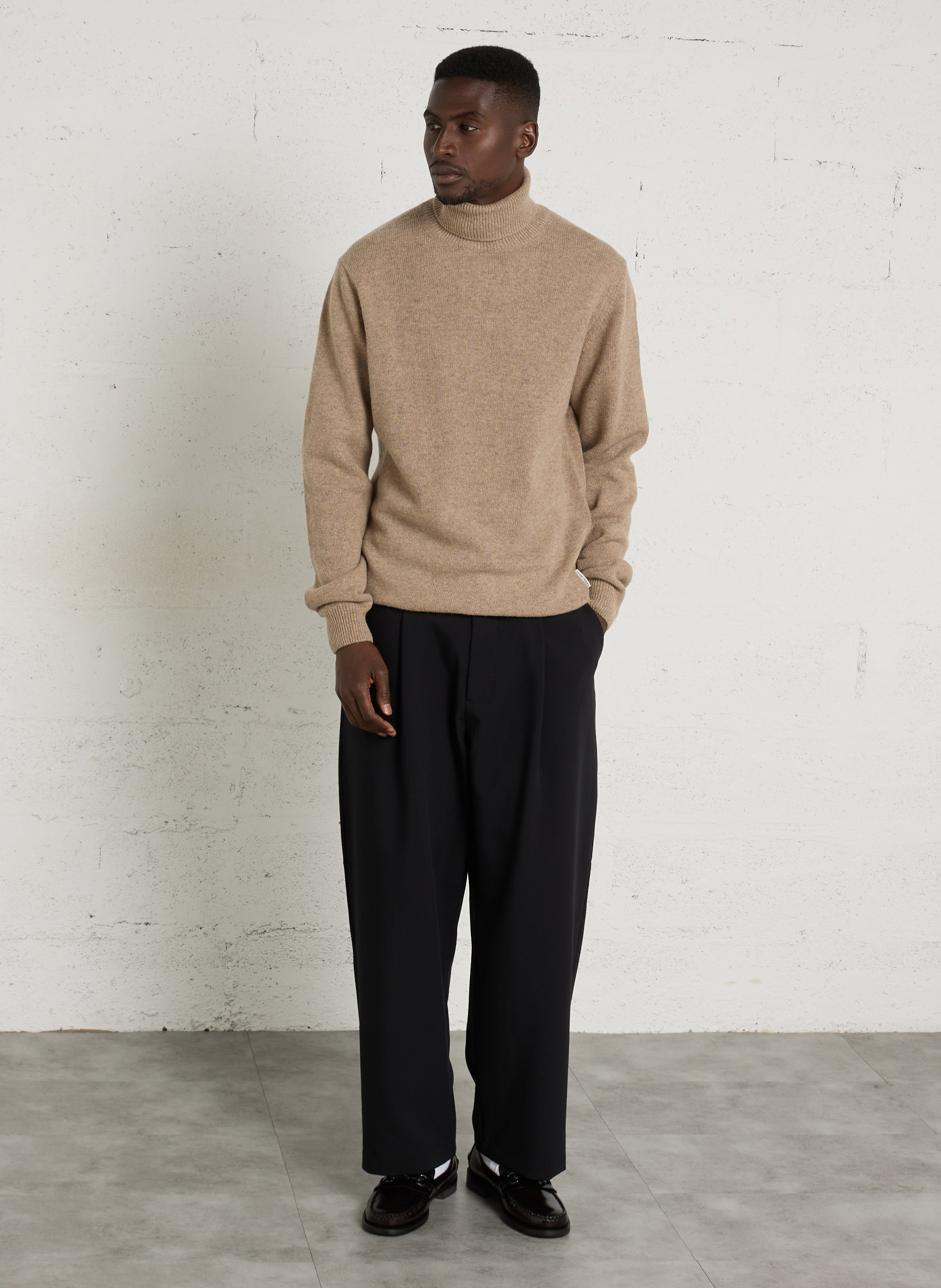 Pull droit col roulé en laine mélangée CASUAL FRIDAY Beige