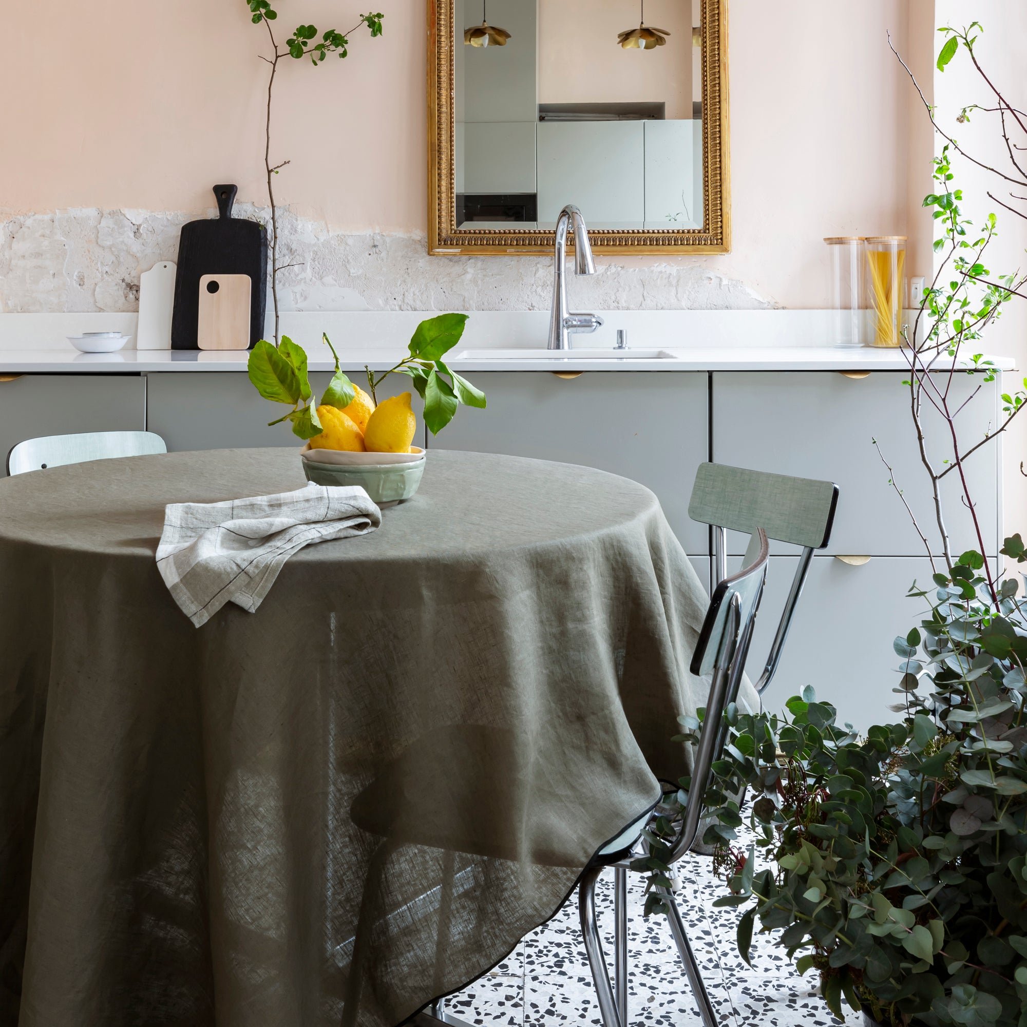 Square tablecloth MADURA