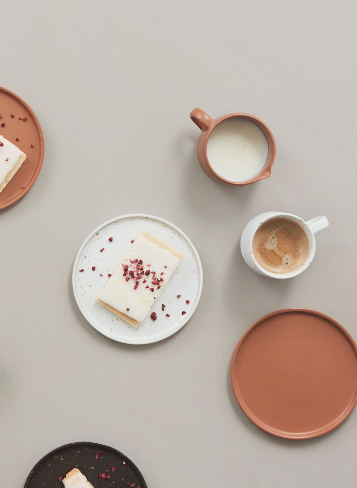 Stoneware milk jug OYOY LIVING DESIGN Brown