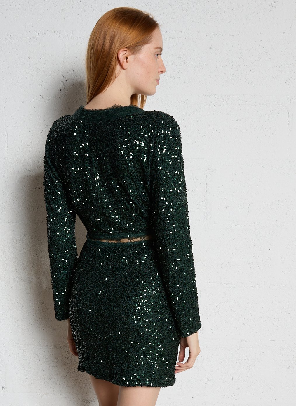 Robe courte col v à sequins NEVER FULLY DRESSED Vert