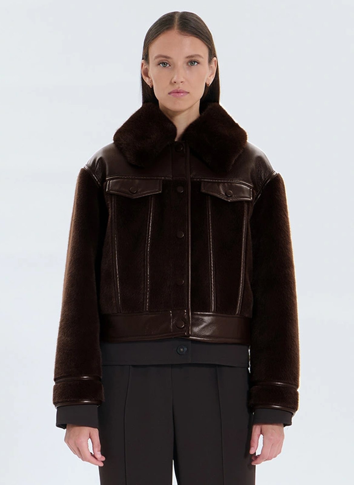 Kurze Jacke im Wildleder-Look ZAPA