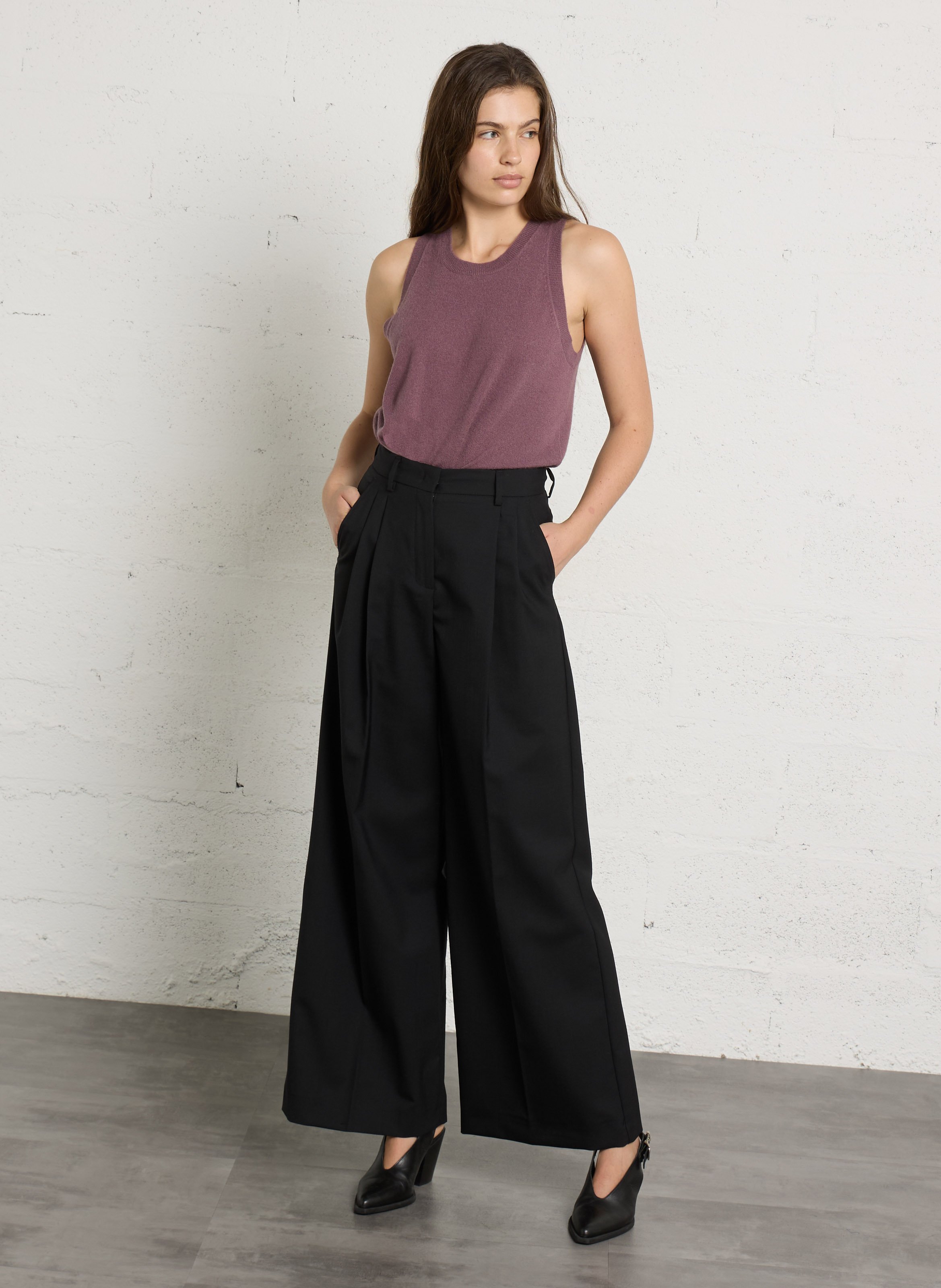 Mouwloze rechte kasjmier top MAJESTIC FILATURES Paars