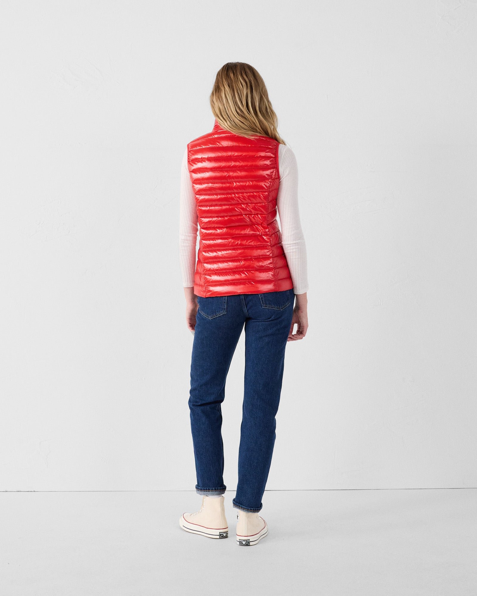 Seda Shiny Sleeveless Lightweight Puffer Coat JOTT Red