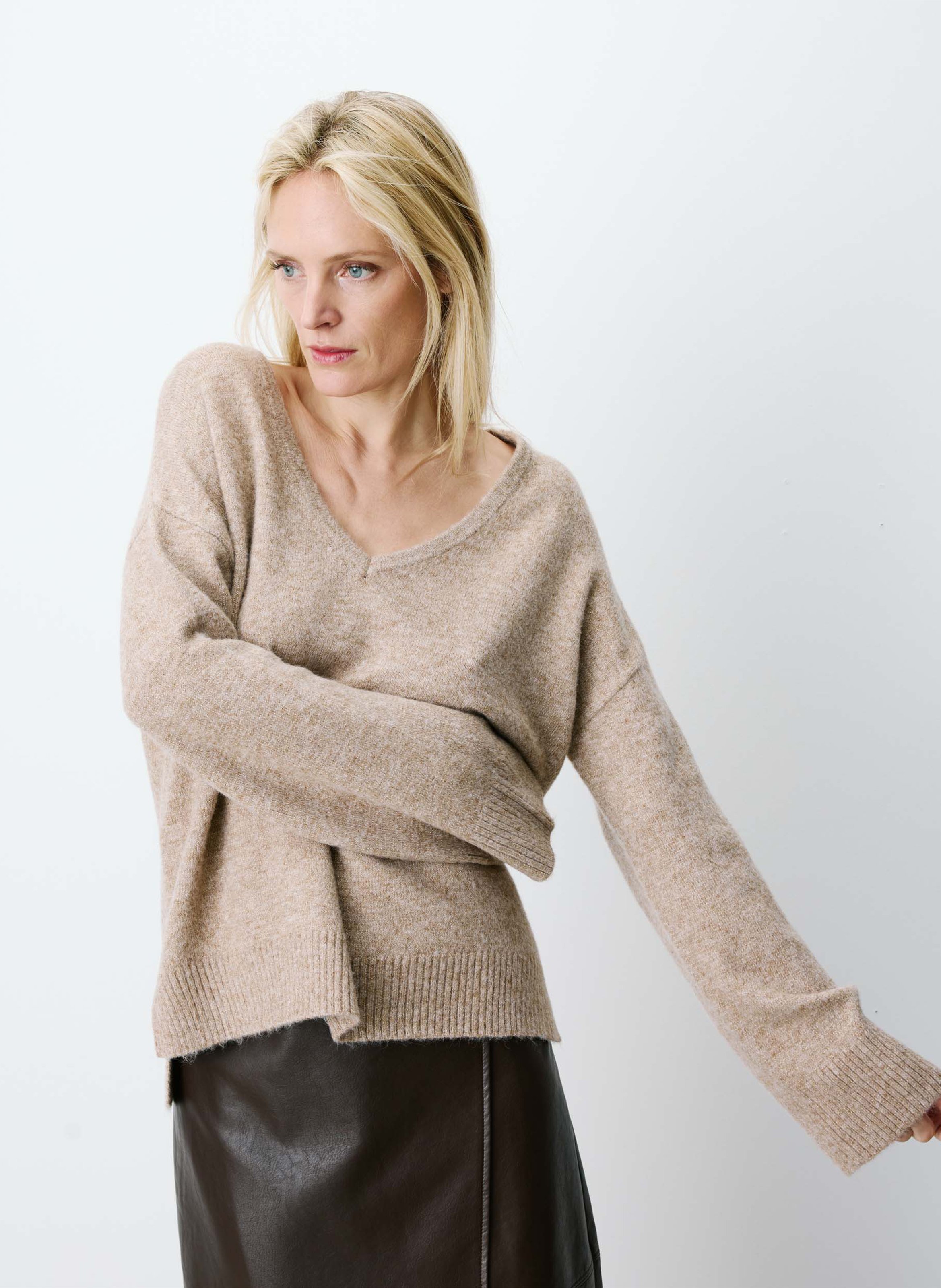 Oversized gebreide trui met V-hals GRACE ET MILA Beige